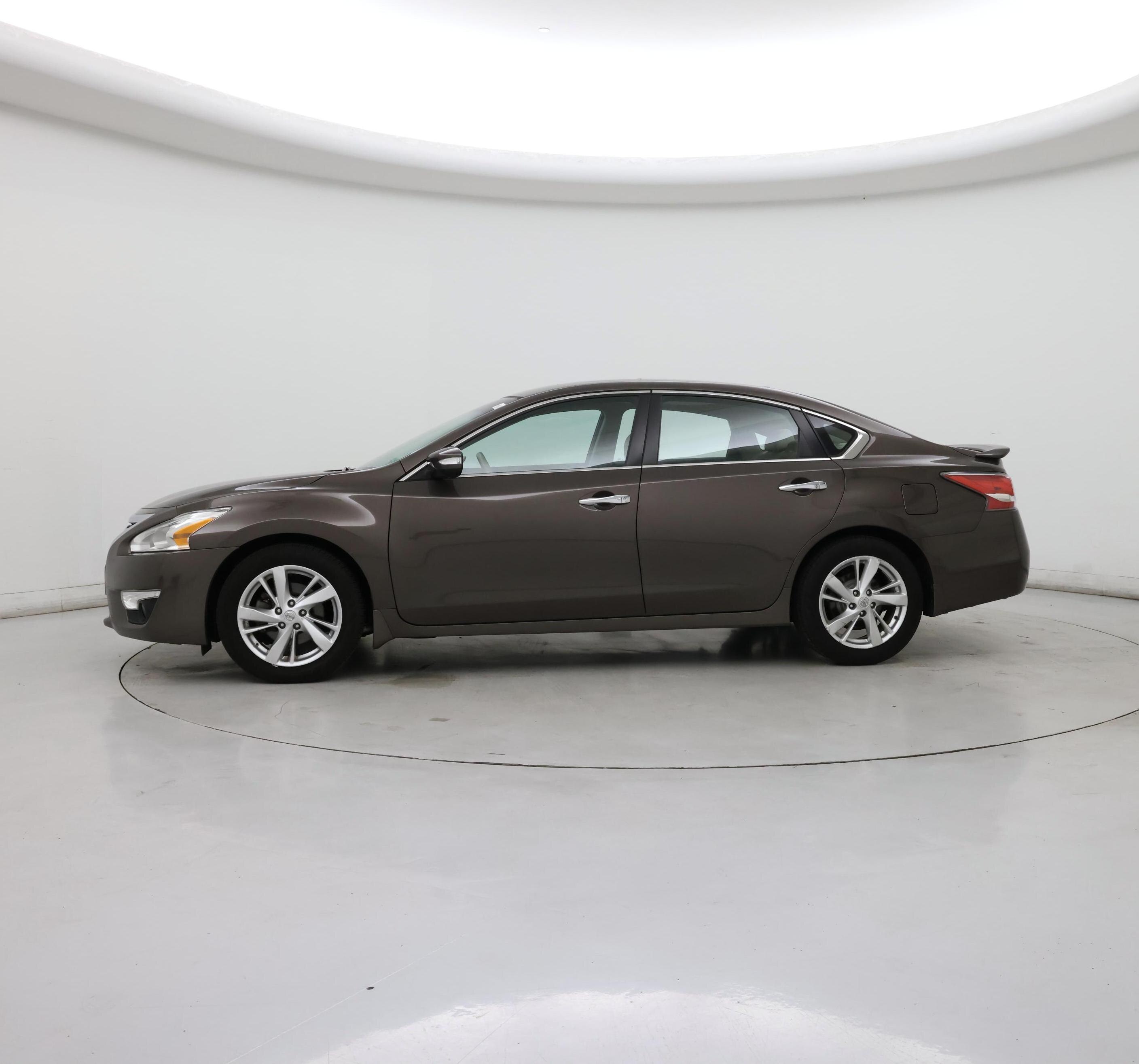 Thumbnail: 2015 Nissan Altima - 3