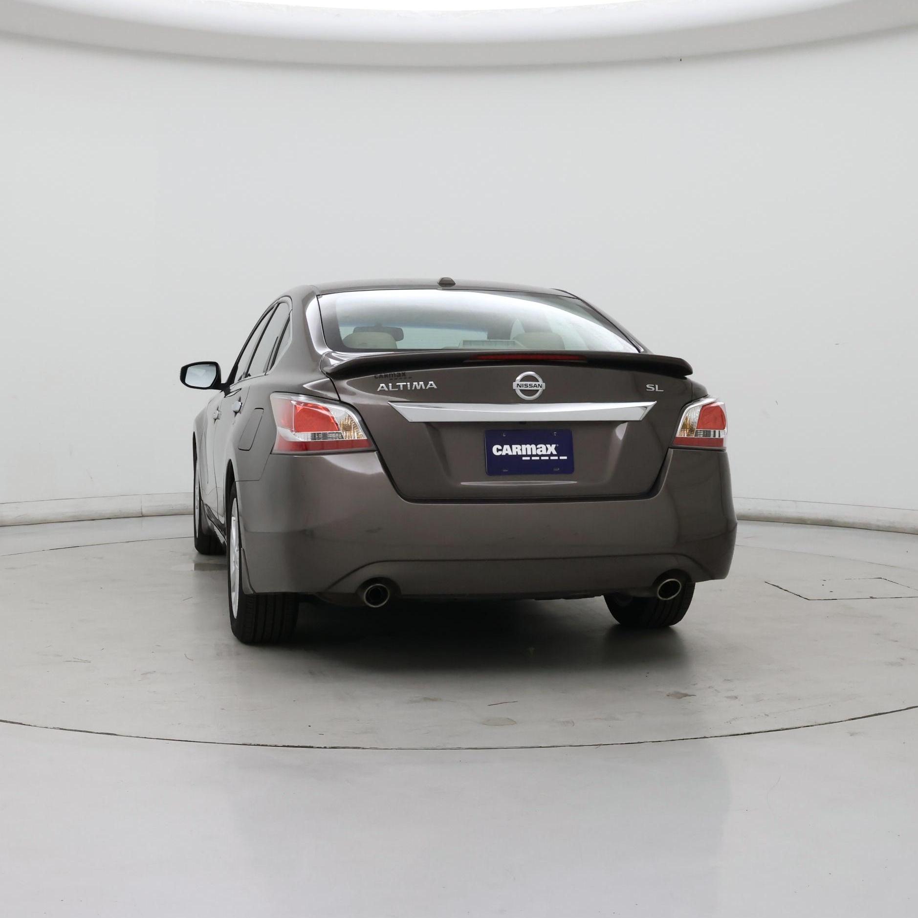 Thumbnail: 2015 Nissan Altima - 6