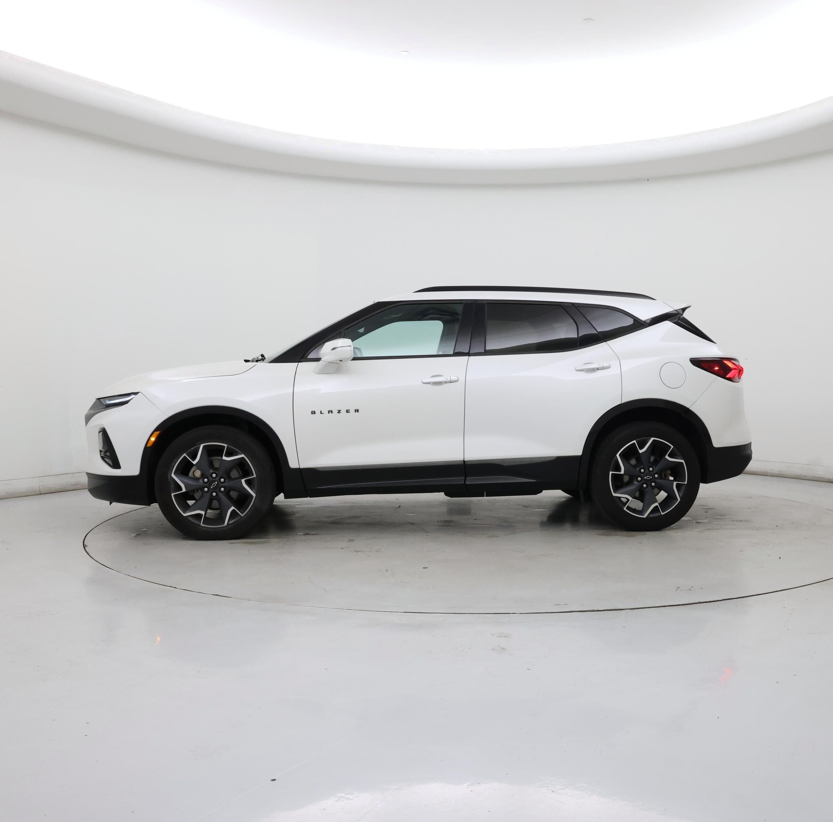 Thumbnail: 2020 Chevrolet Blazer - 3