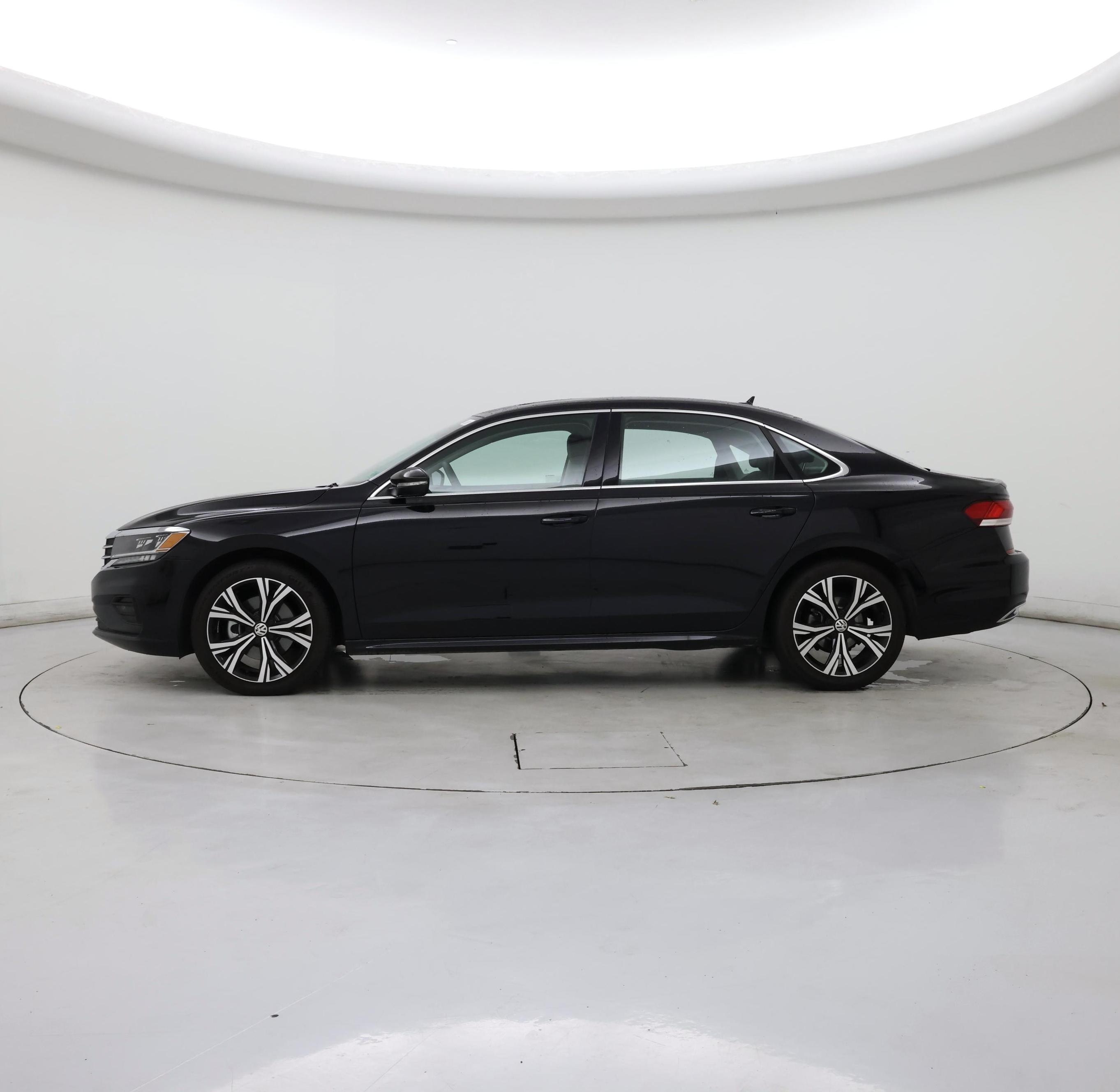 Thumbnail: 2022 Volkswagen Passat - 3