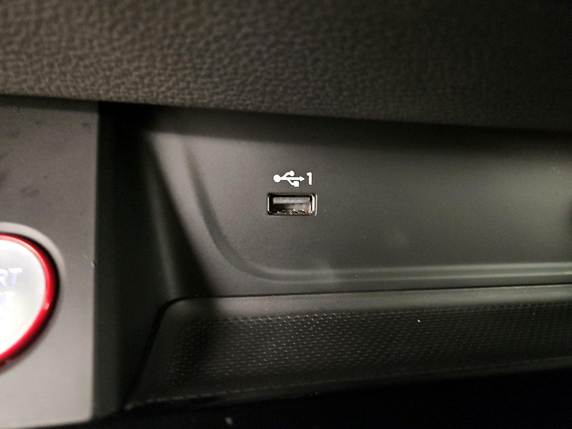 Thumbnail: 2023 Audi S4 - 19