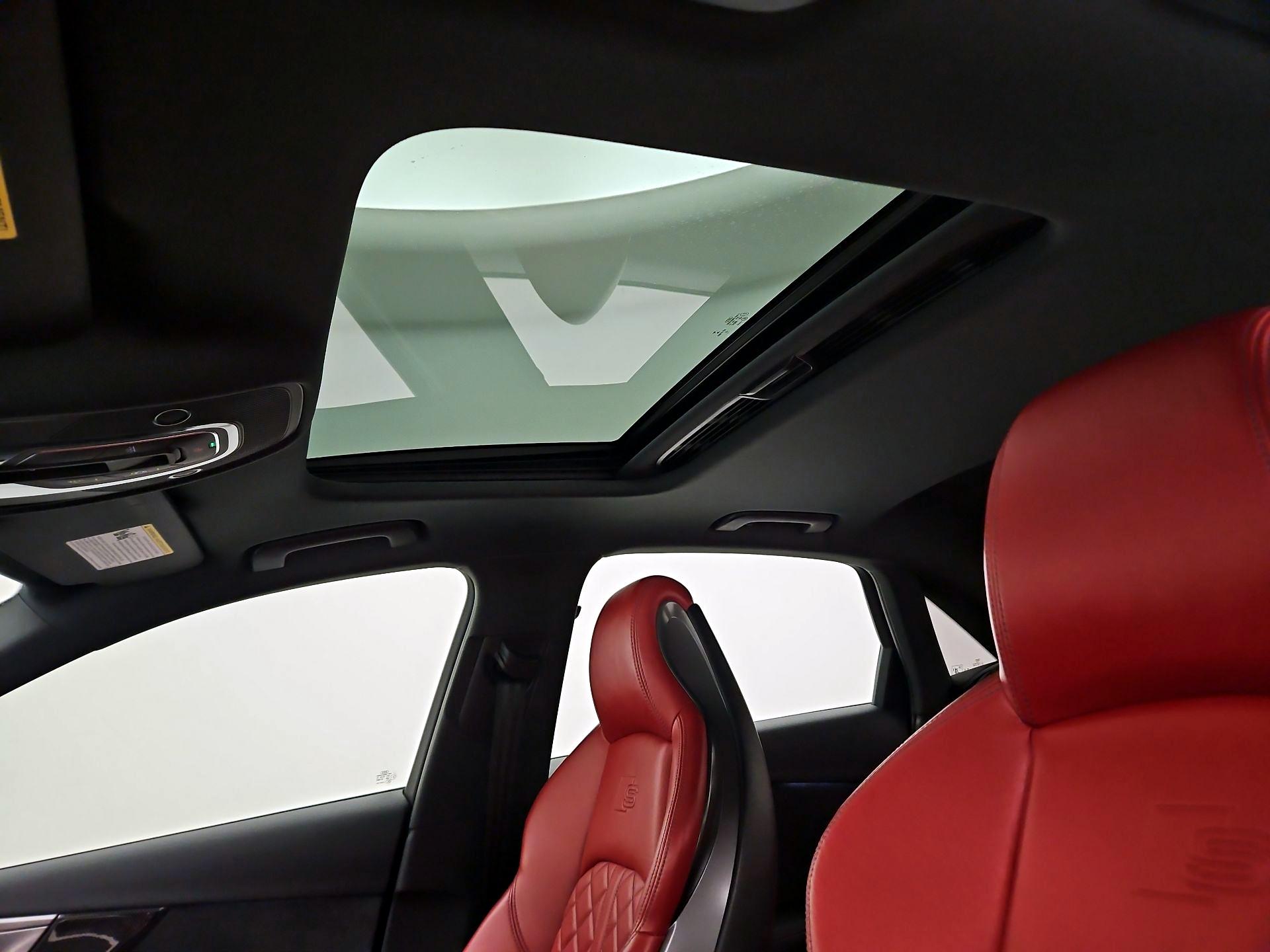 Thumbnail: 2023 Audi S4 - 20