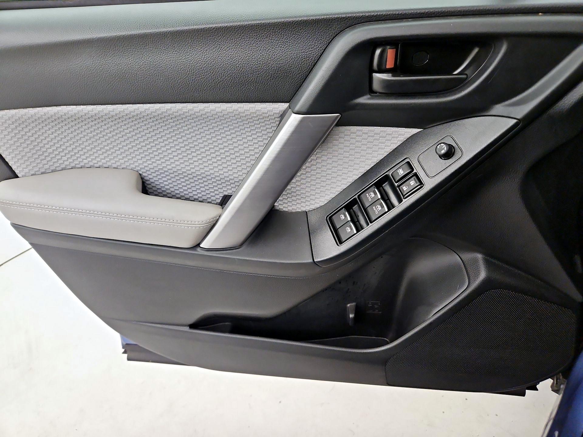 Thumbnail: 2018 Subaru Forester - 12