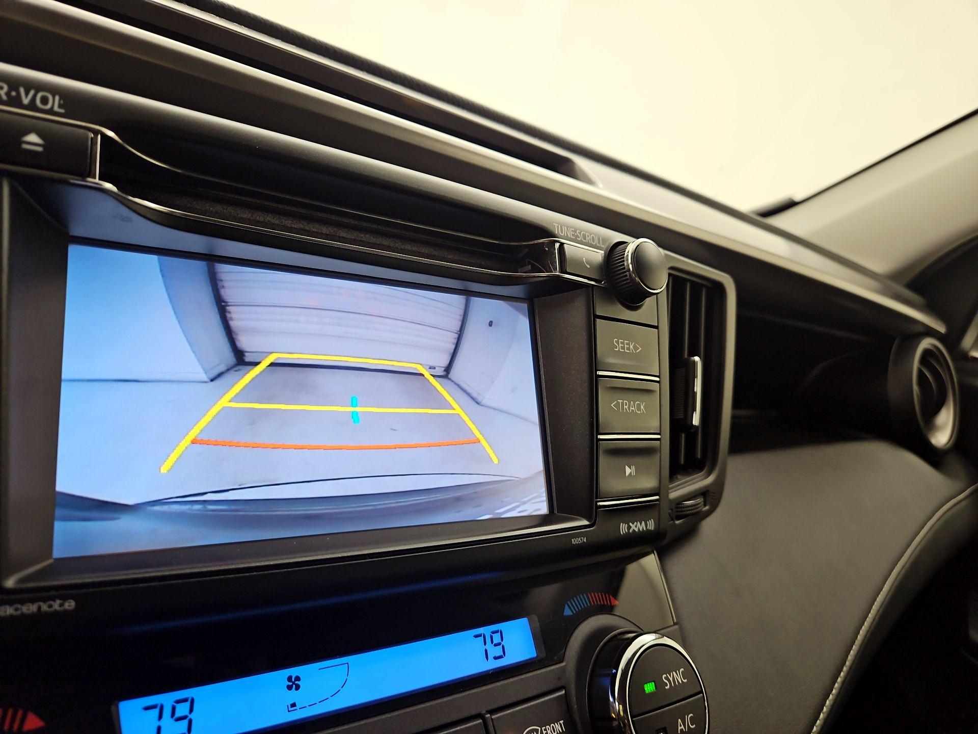 Thumbnail: 2016 Toyota RAV4 - 14