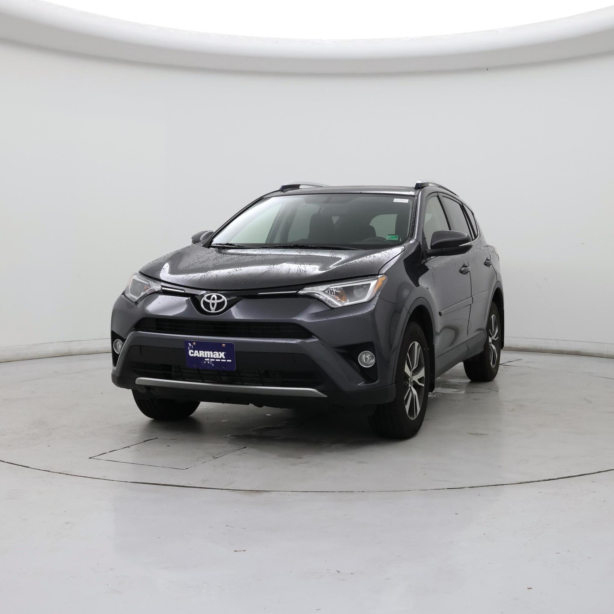 Thumbnail: 2016 Toyota RAV4 - 4