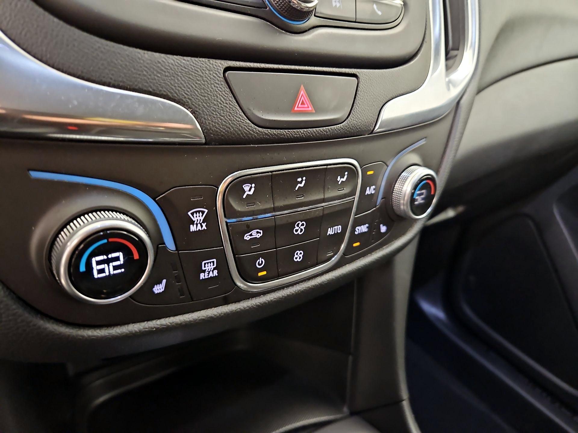 Thumbnail: 2018 Chevrolet Equinox - 16