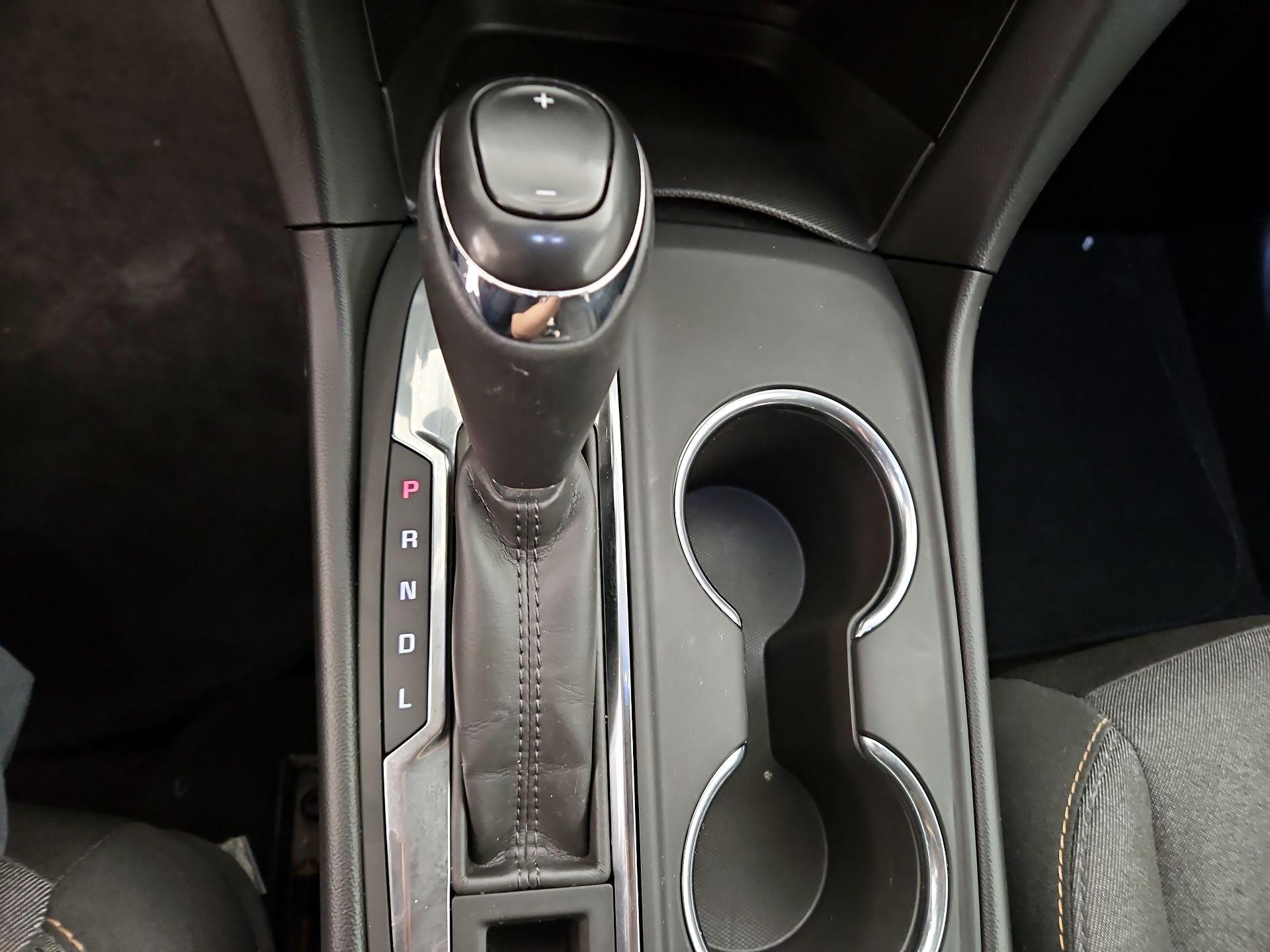 Thumbnail: 2018 Chevrolet Equinox - 17