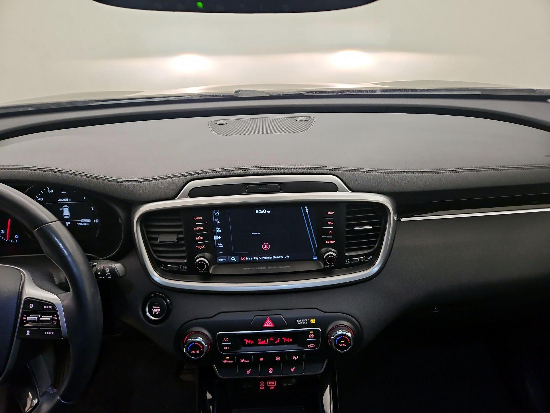 Thumbnail: 2019 Kia Sorento - 9