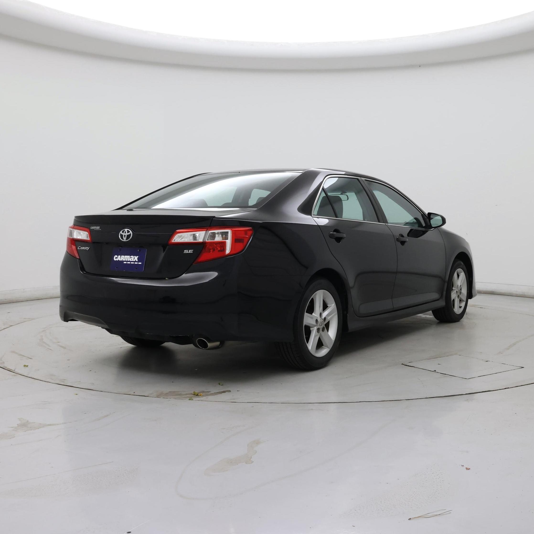 Thumbnail: 2014 Toyota Camry - 8