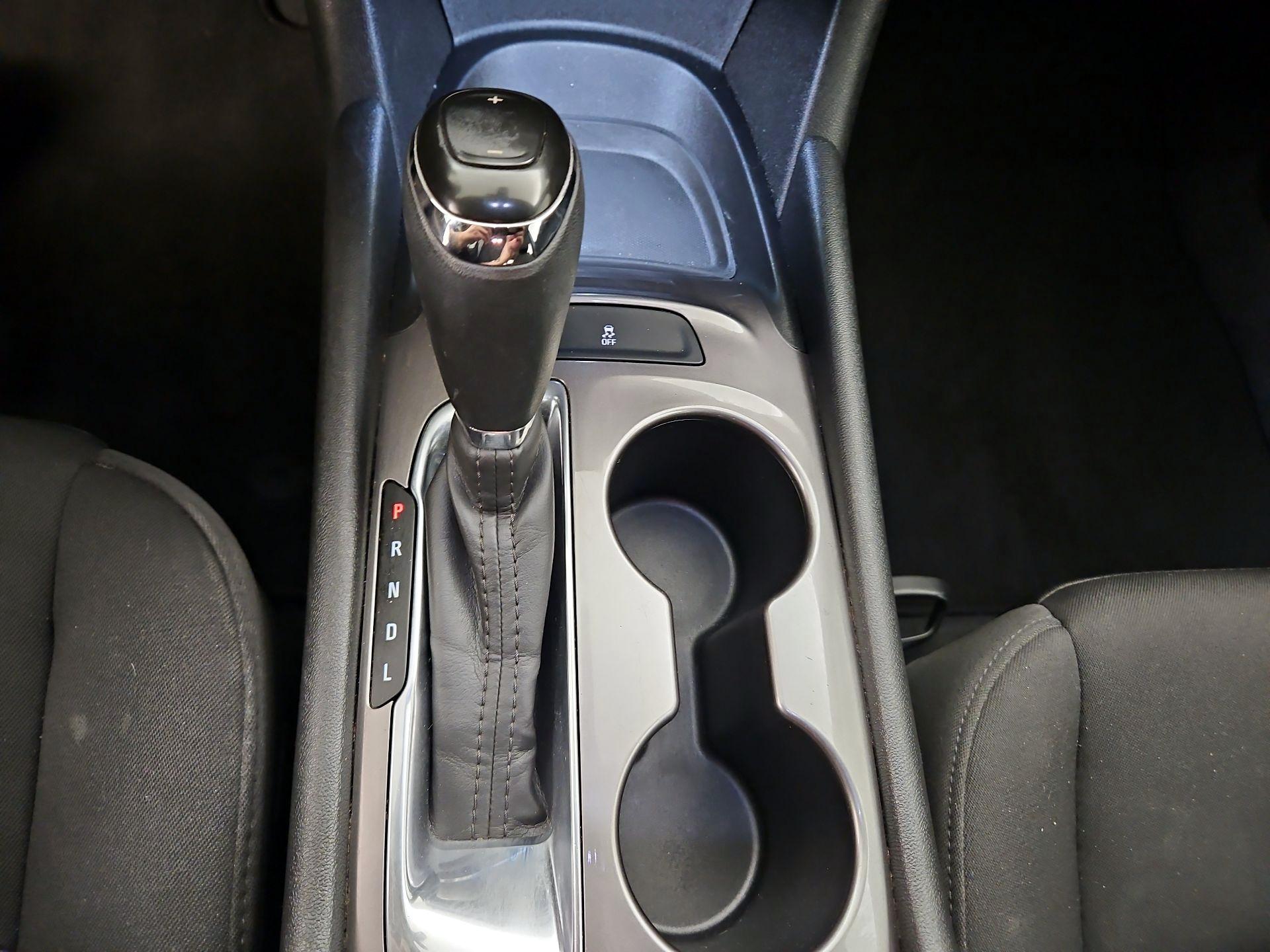 Thumbnail: 2019 Chevrolet Malibu - 17