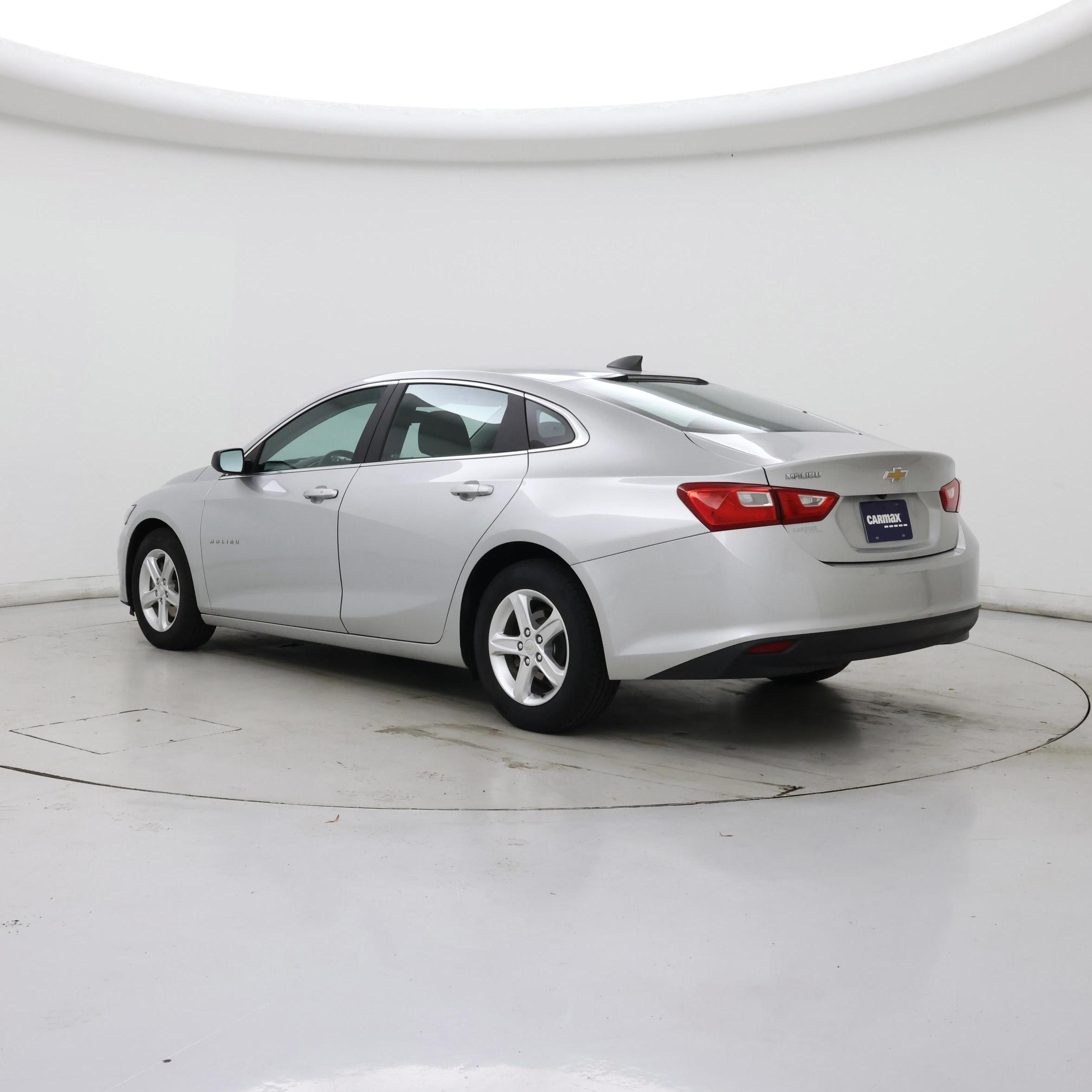 Thumbnail: 2019 Chevrolet Malibu - 2