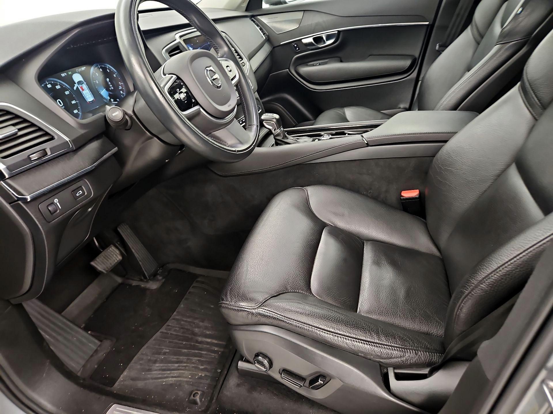 Thumbnail: 2020 Volvo XC90 - 11