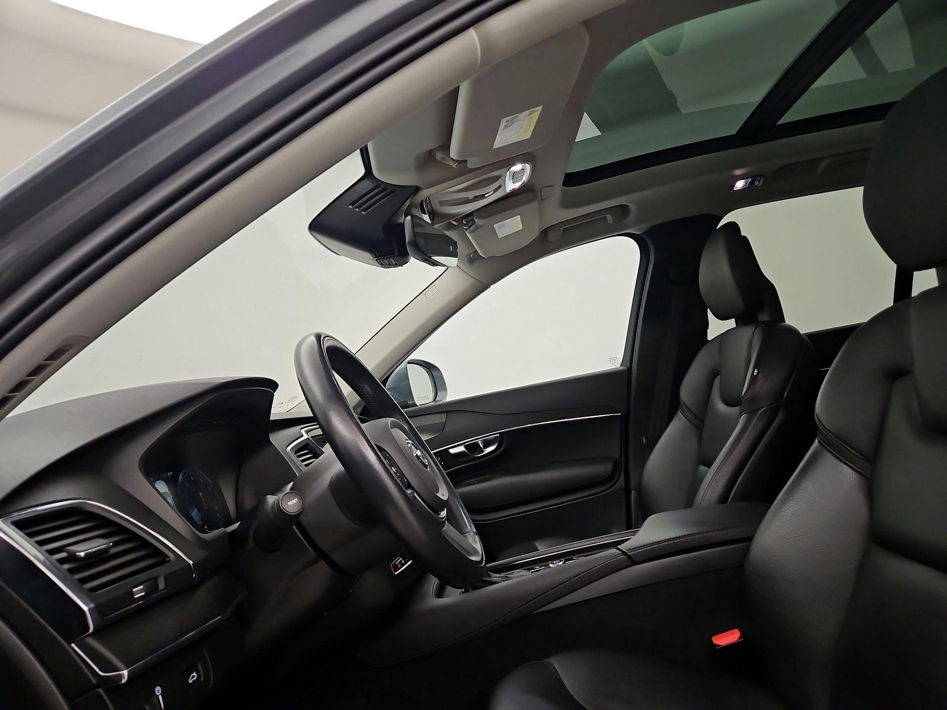 Thumbnail: 2020 Volvo XC90 - 20