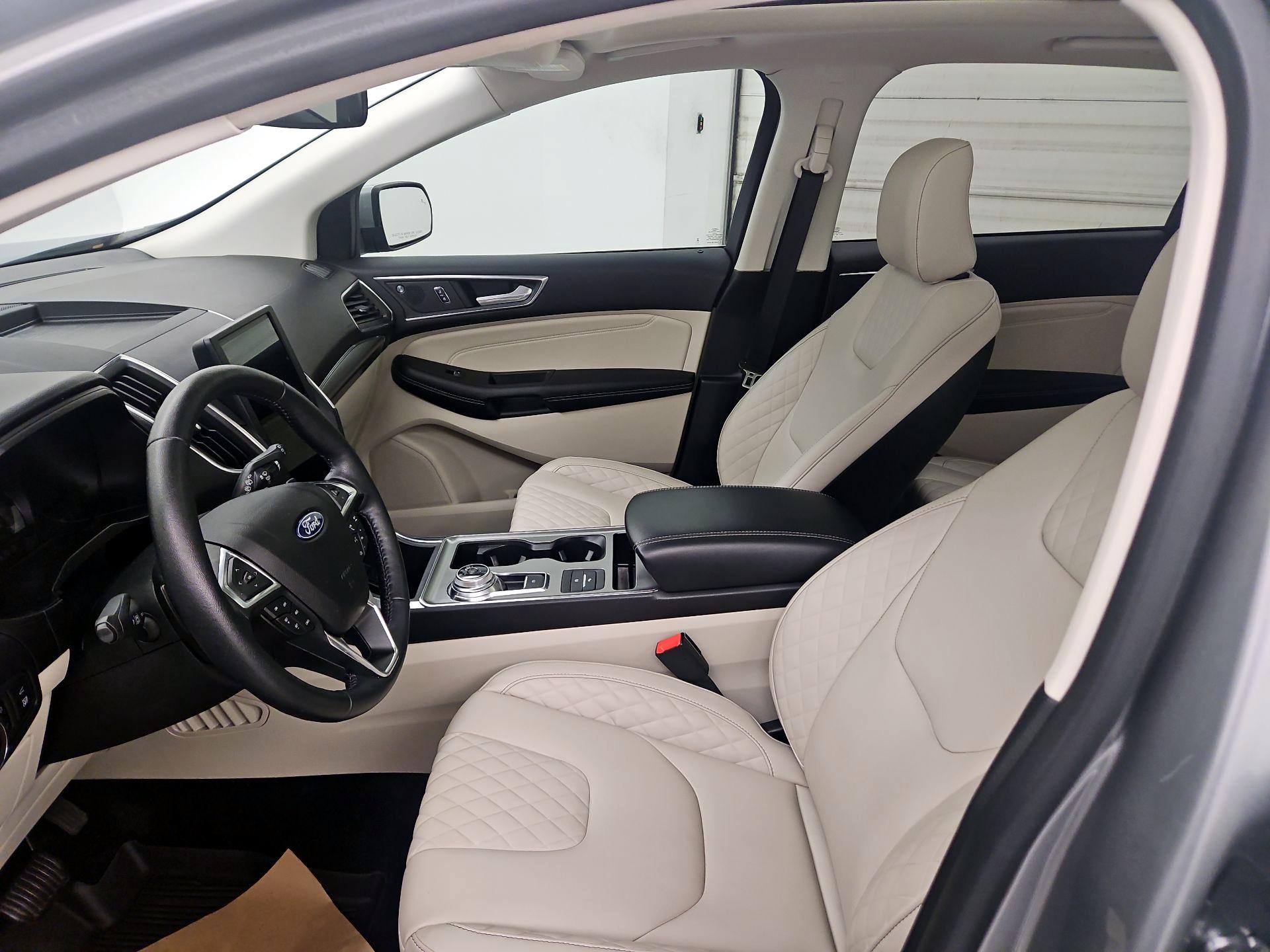 Thumbnail: 2023 Ford Edge - 11