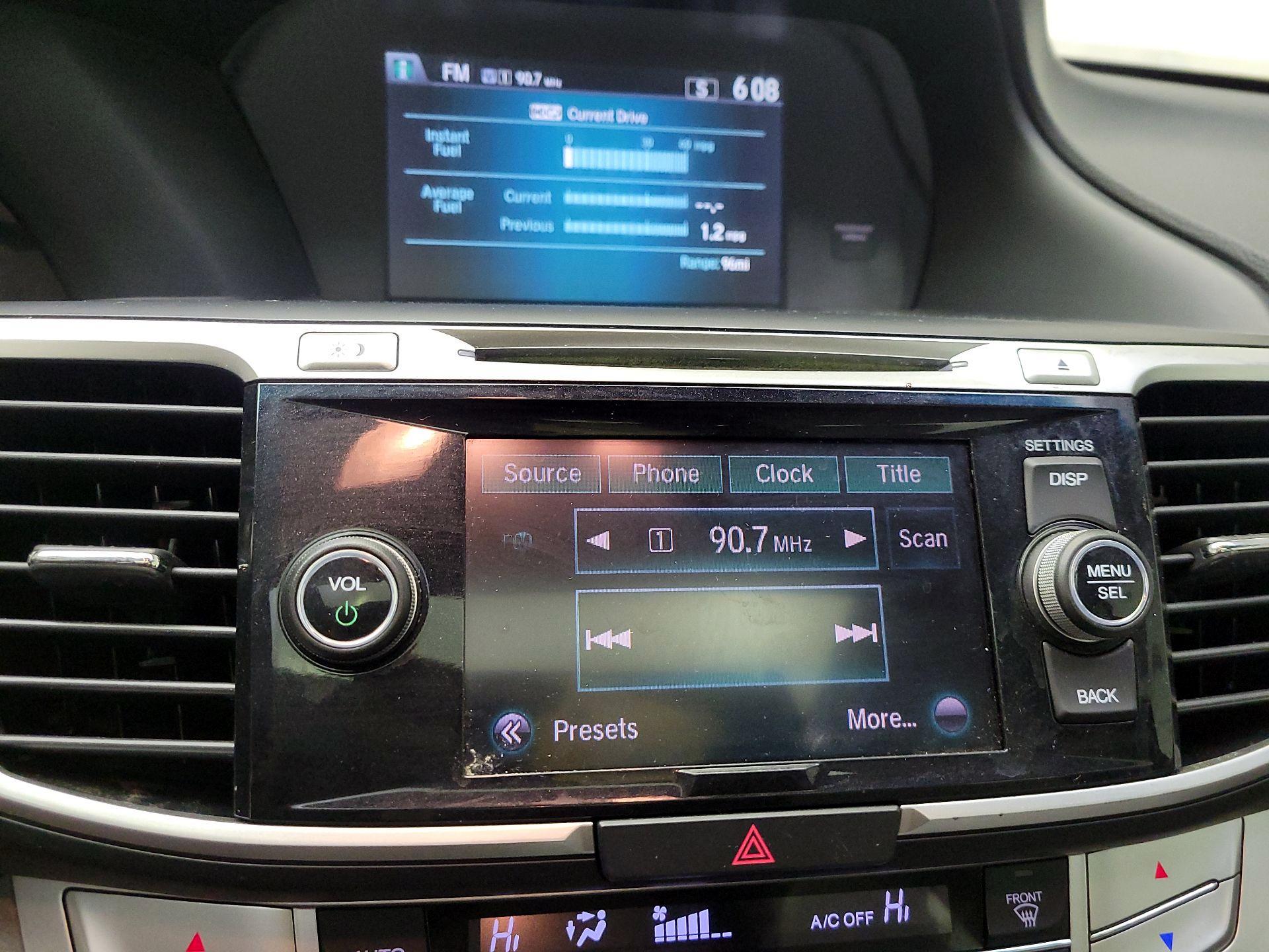 Thumbnail: 2015 Honda Accord - 13