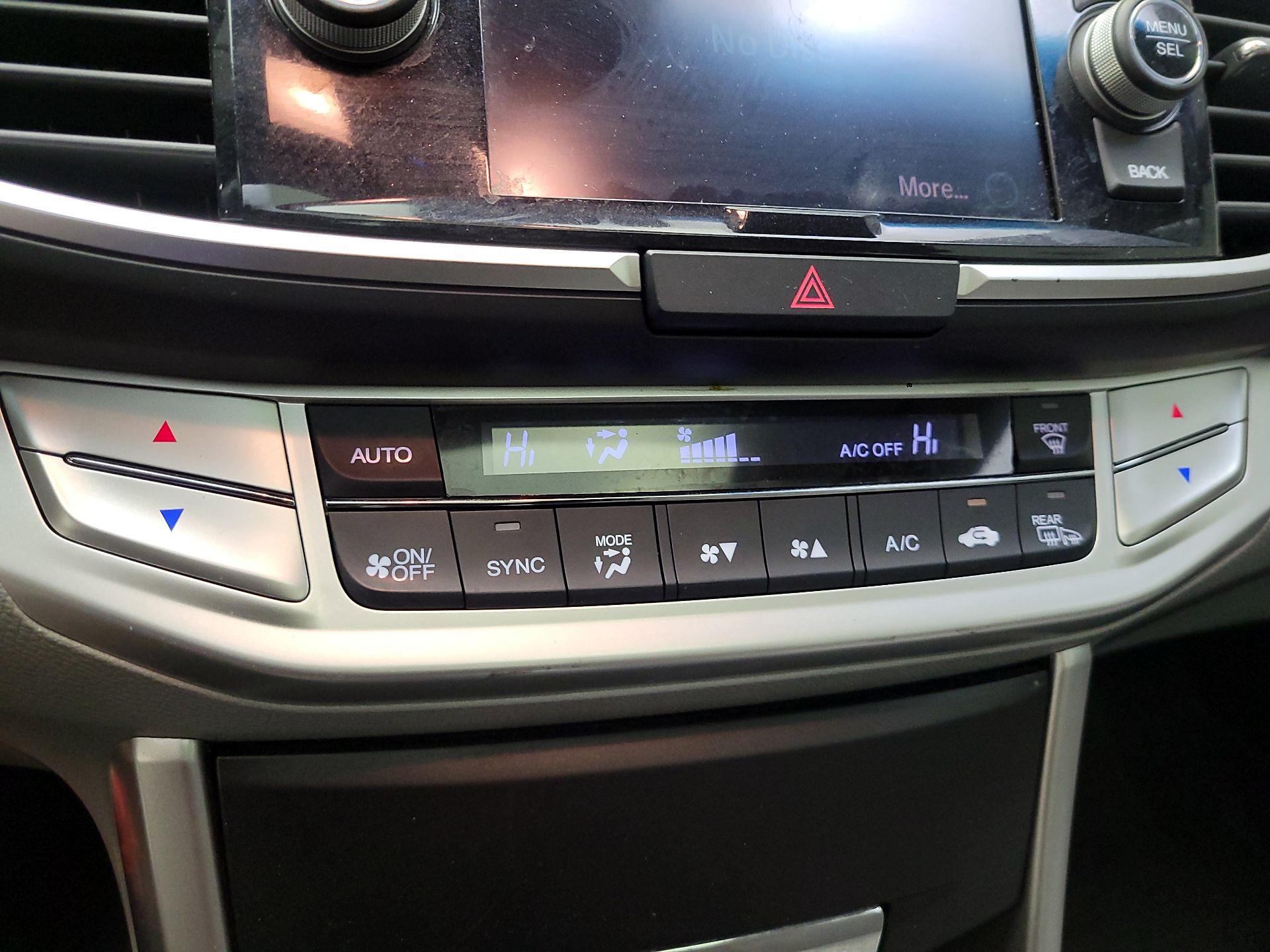 Thumbnail: 2015 Honda Accord - 14