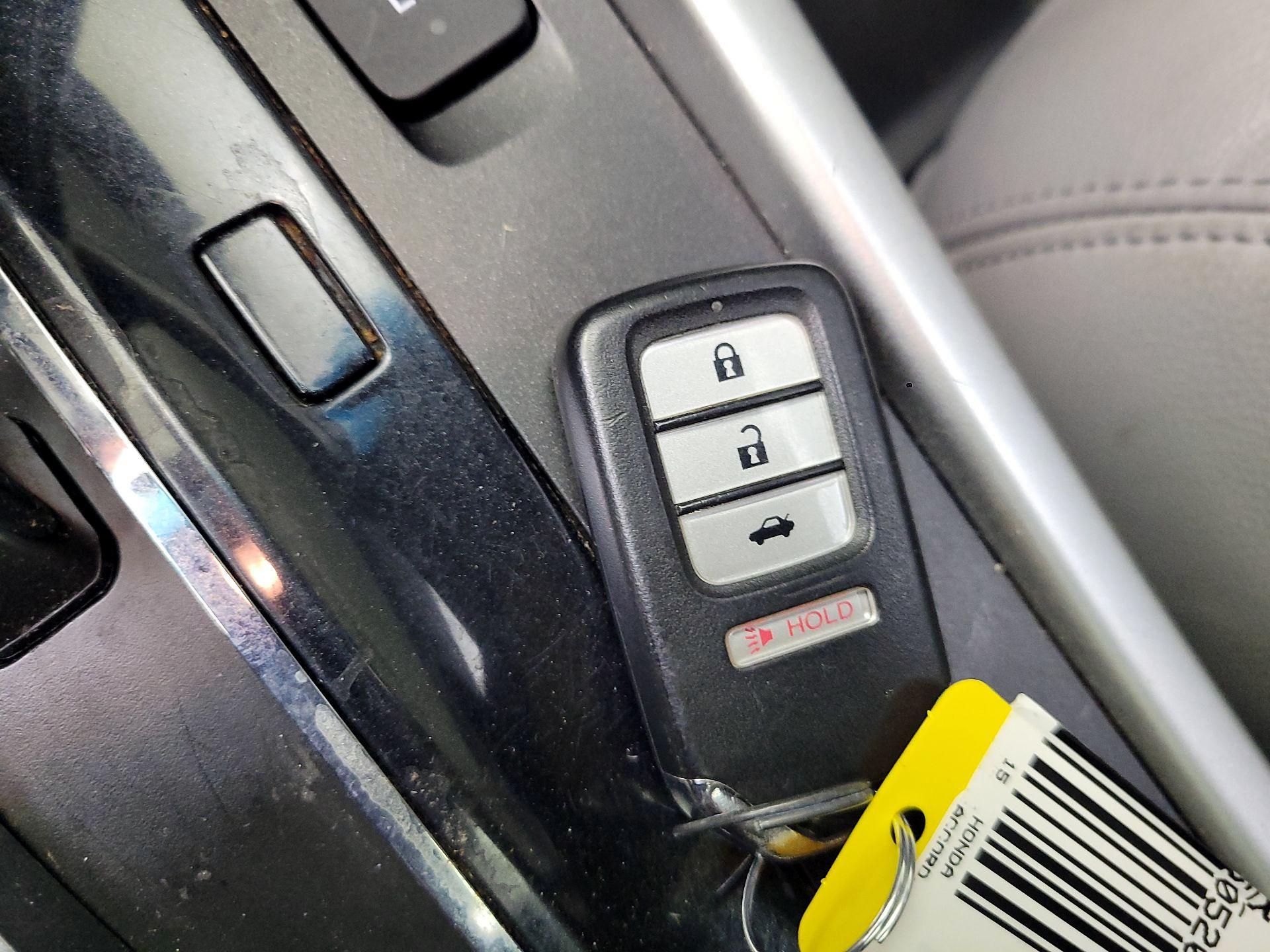 Thumbnail: 2015 Honda Accord - 20