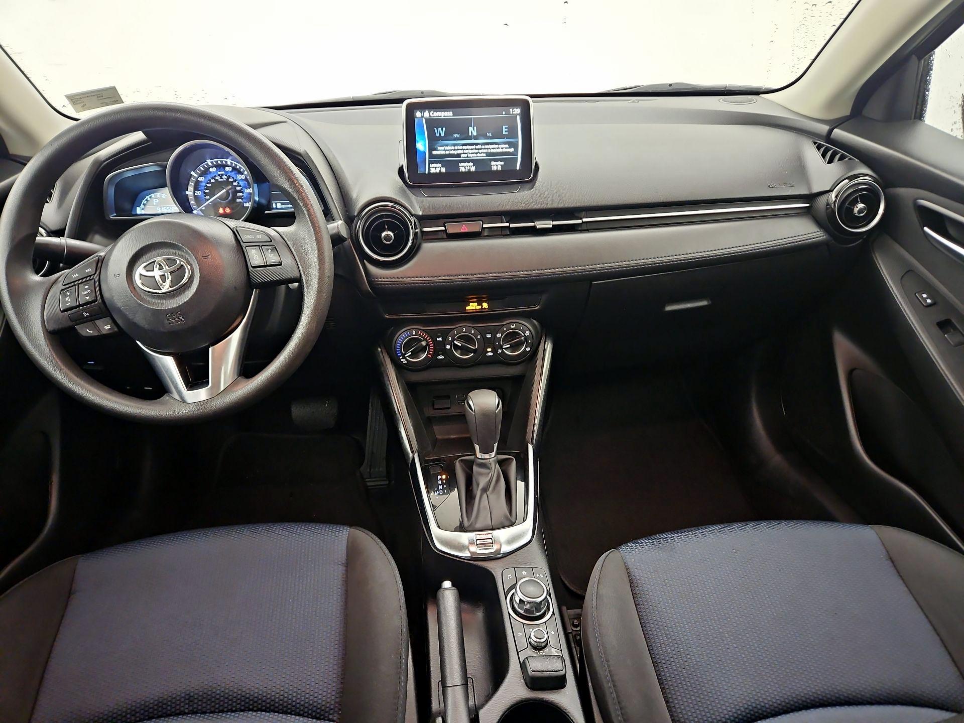 Thumbnail: 2018 Toyota Yaris iA - 9