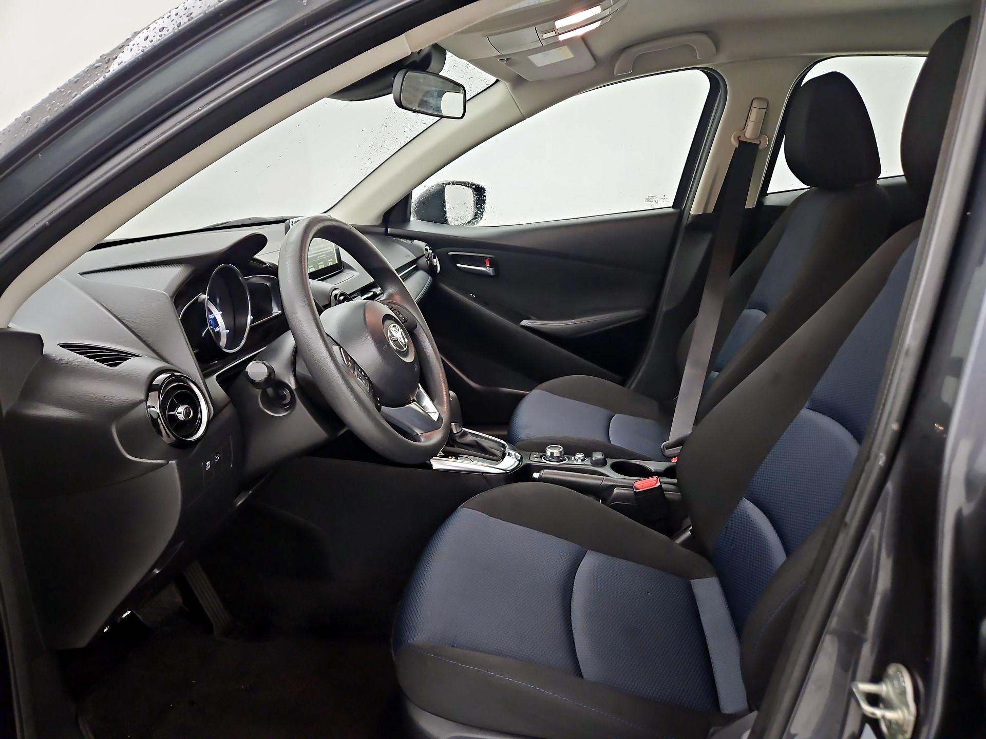 Thumbnail: 2018 Toyota Yaris iA - 11