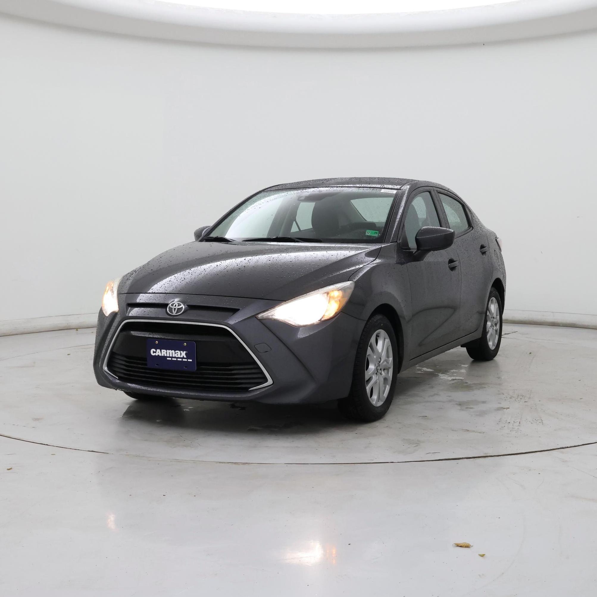 Thumbnail: 2018 Toyota Yaris iA - 4