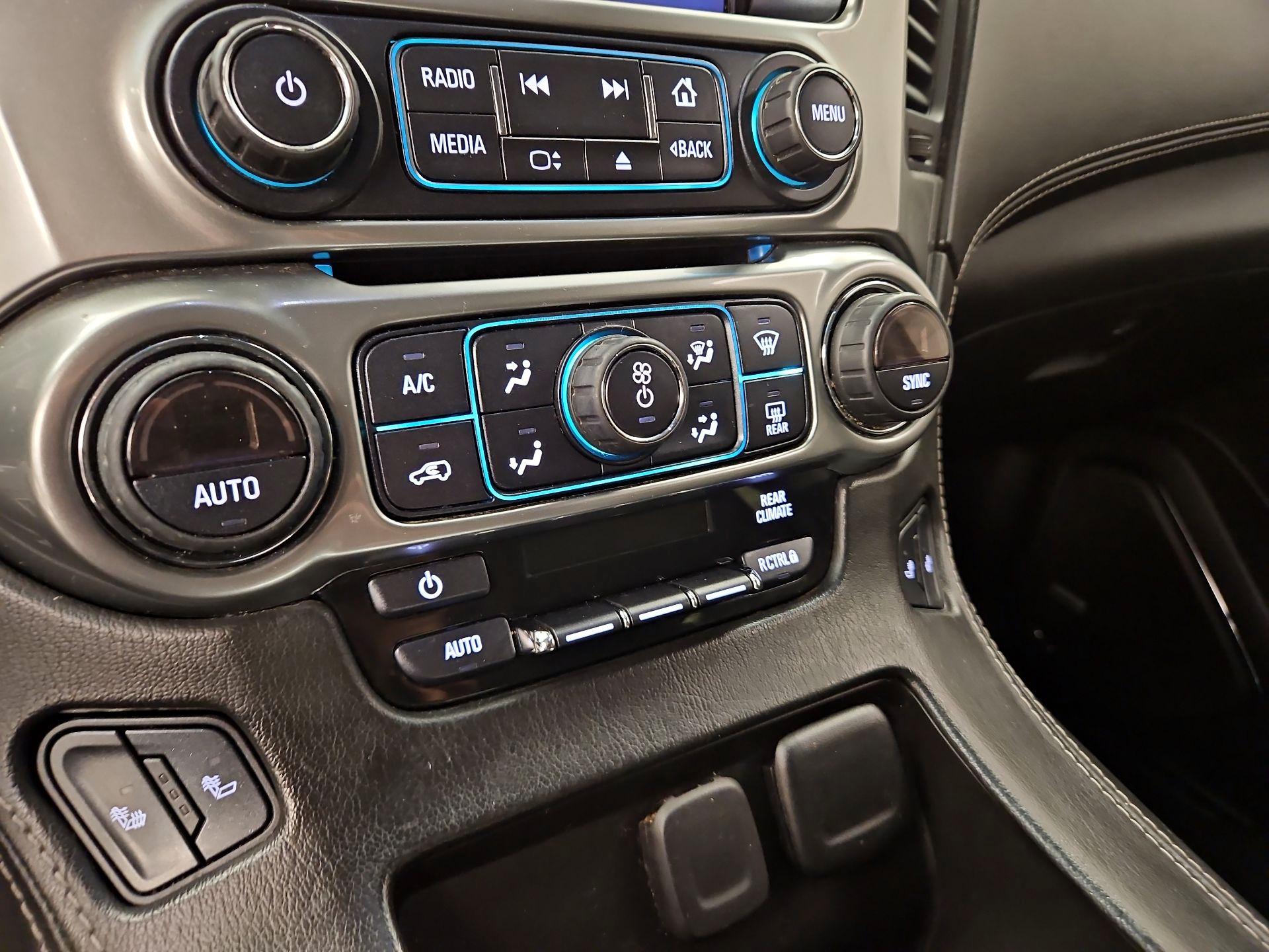 Thumbnail: 2018 Chevrolet Tahoe - 17