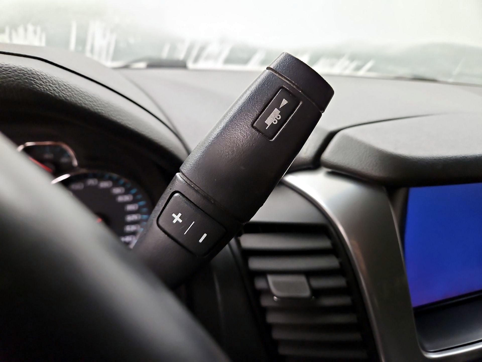 Thumbnail: 2018 Chevrolet Tahoe - 18