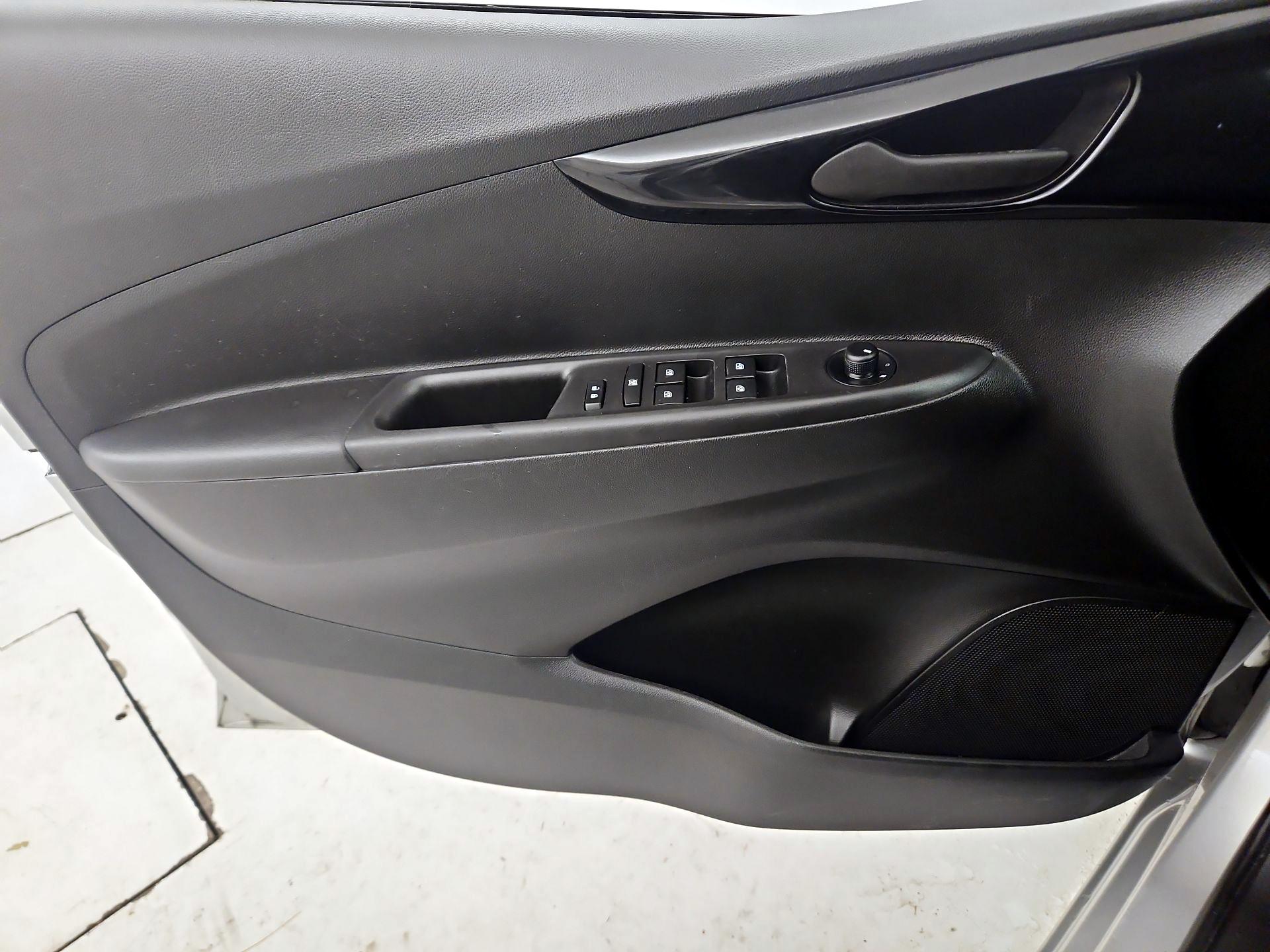 Thumbnail: 2017 Chevrolet Spark - 12