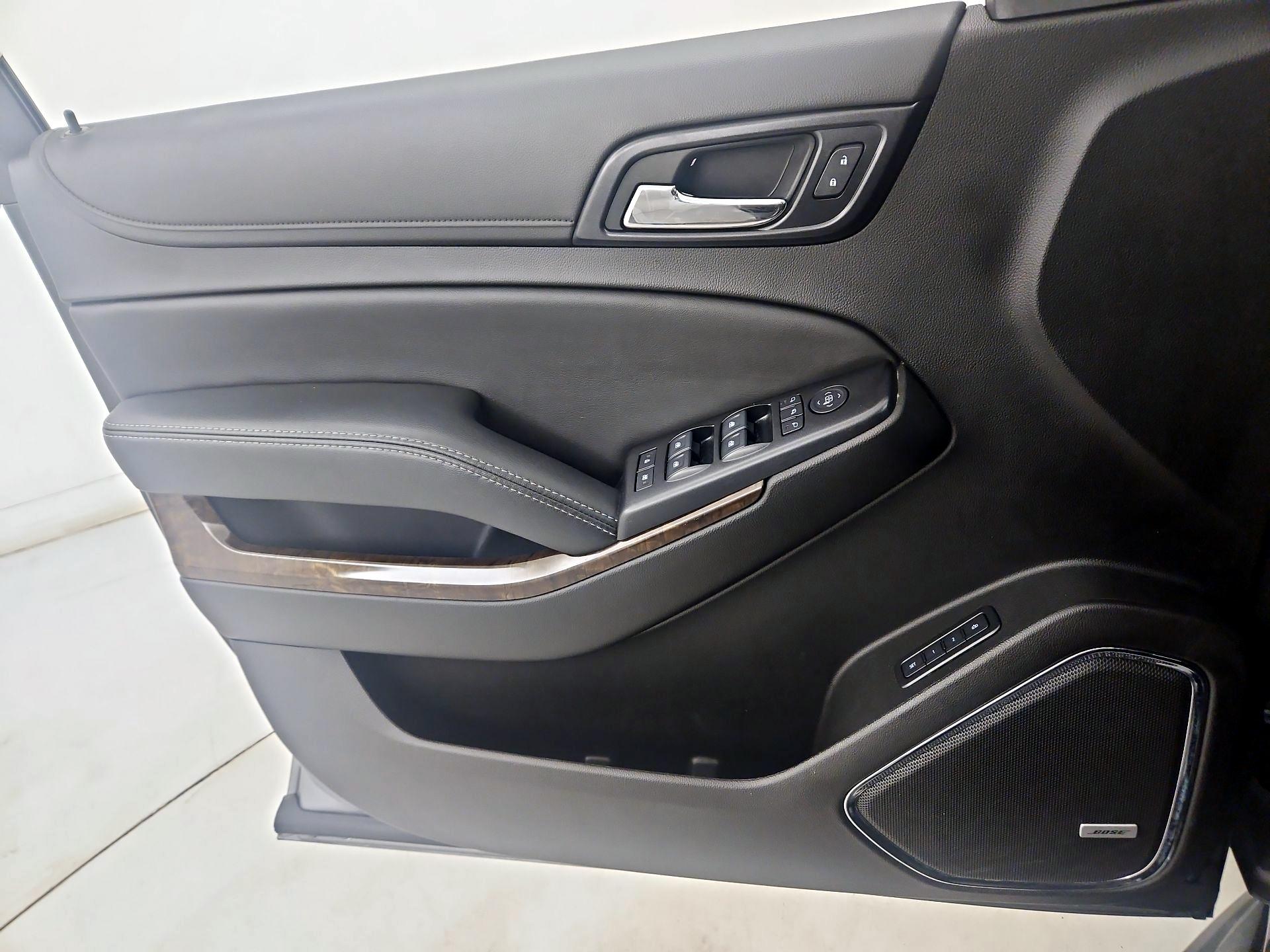 Thumbnail: 2020 Chevrolet Tahoe - 12