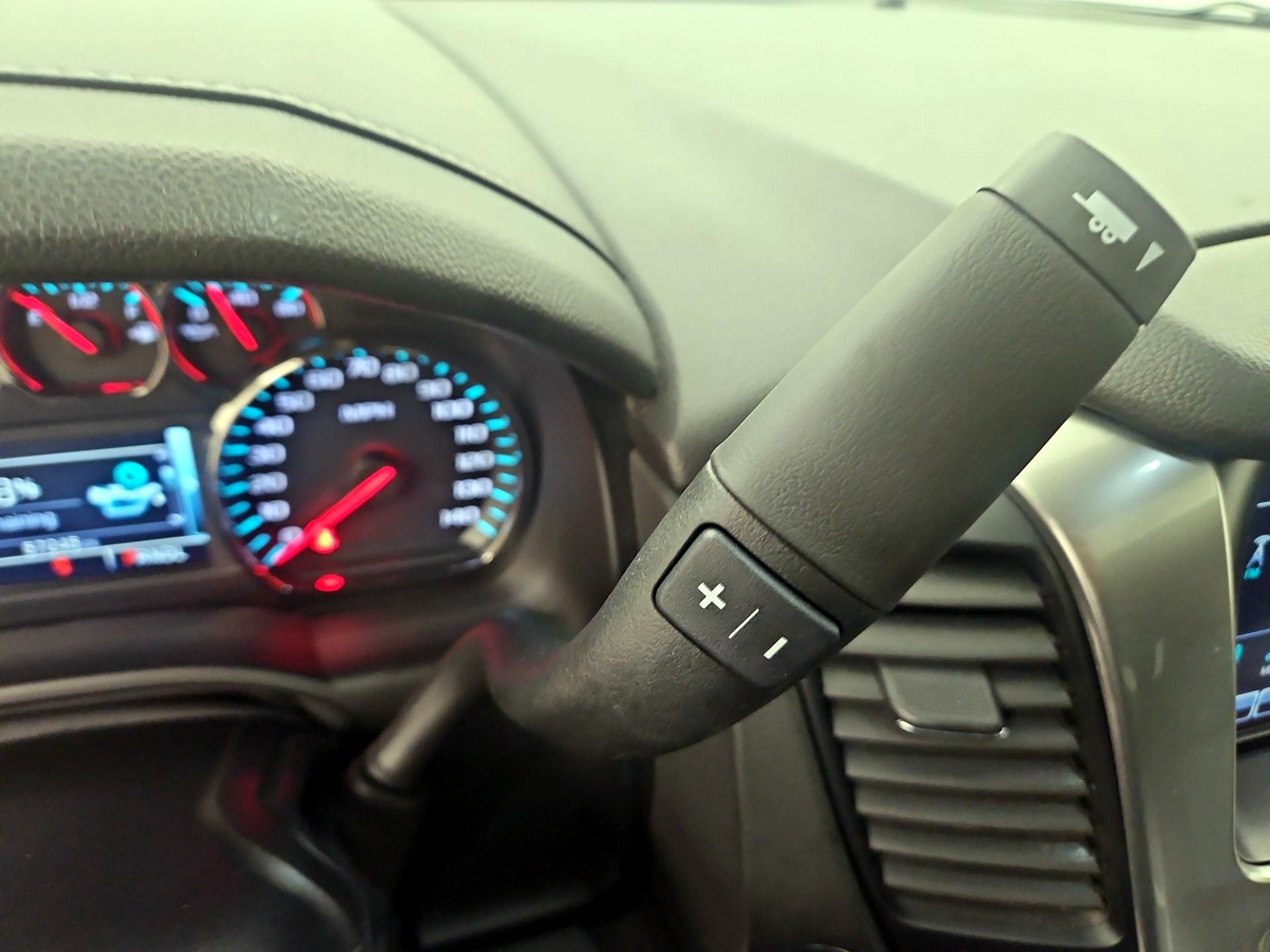 Thumbnail: 2020 Chevrolet Tahoe - 18