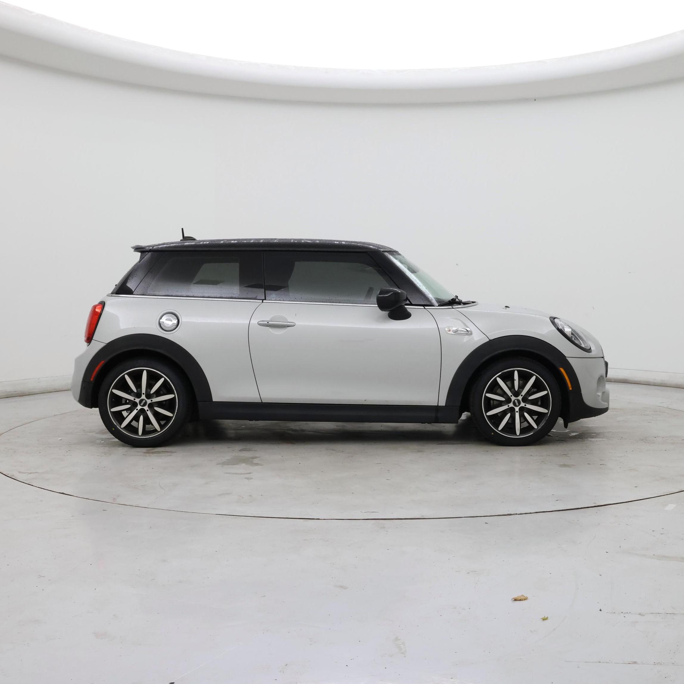 Thumbnail: 2021 MINI Cooper Hardtop - 7