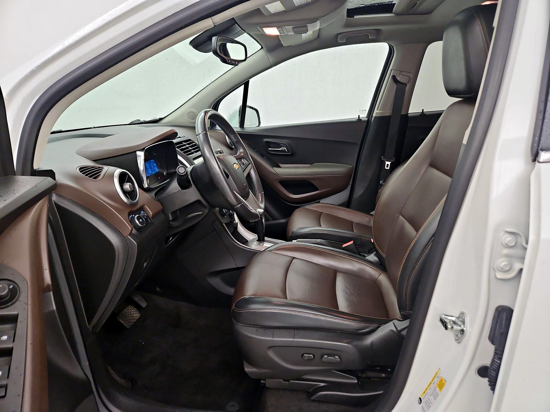 Thumbnail: 2016 Chevrolet Trax - 11