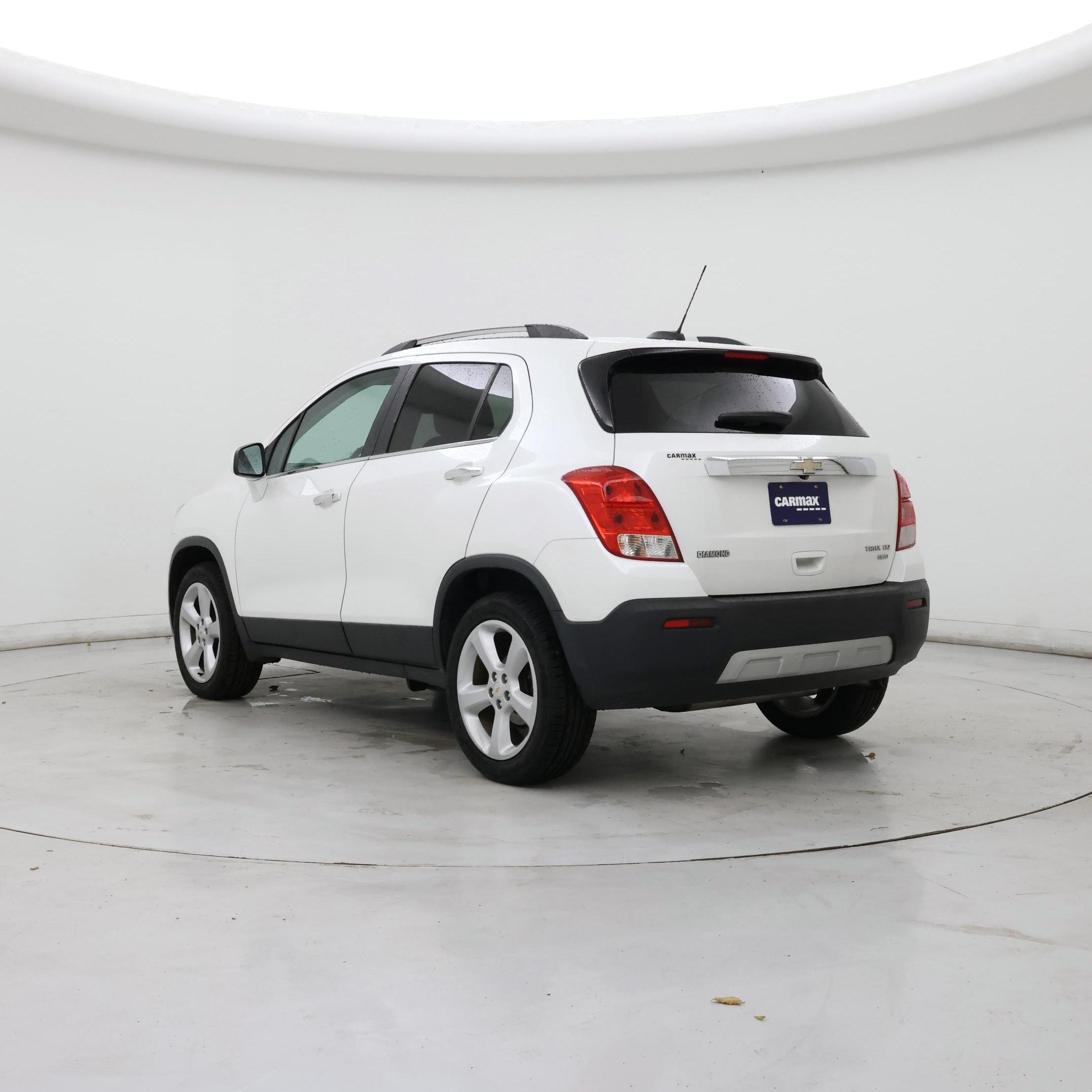 Thumbnail: 2016 Chevrolet Trax - 2