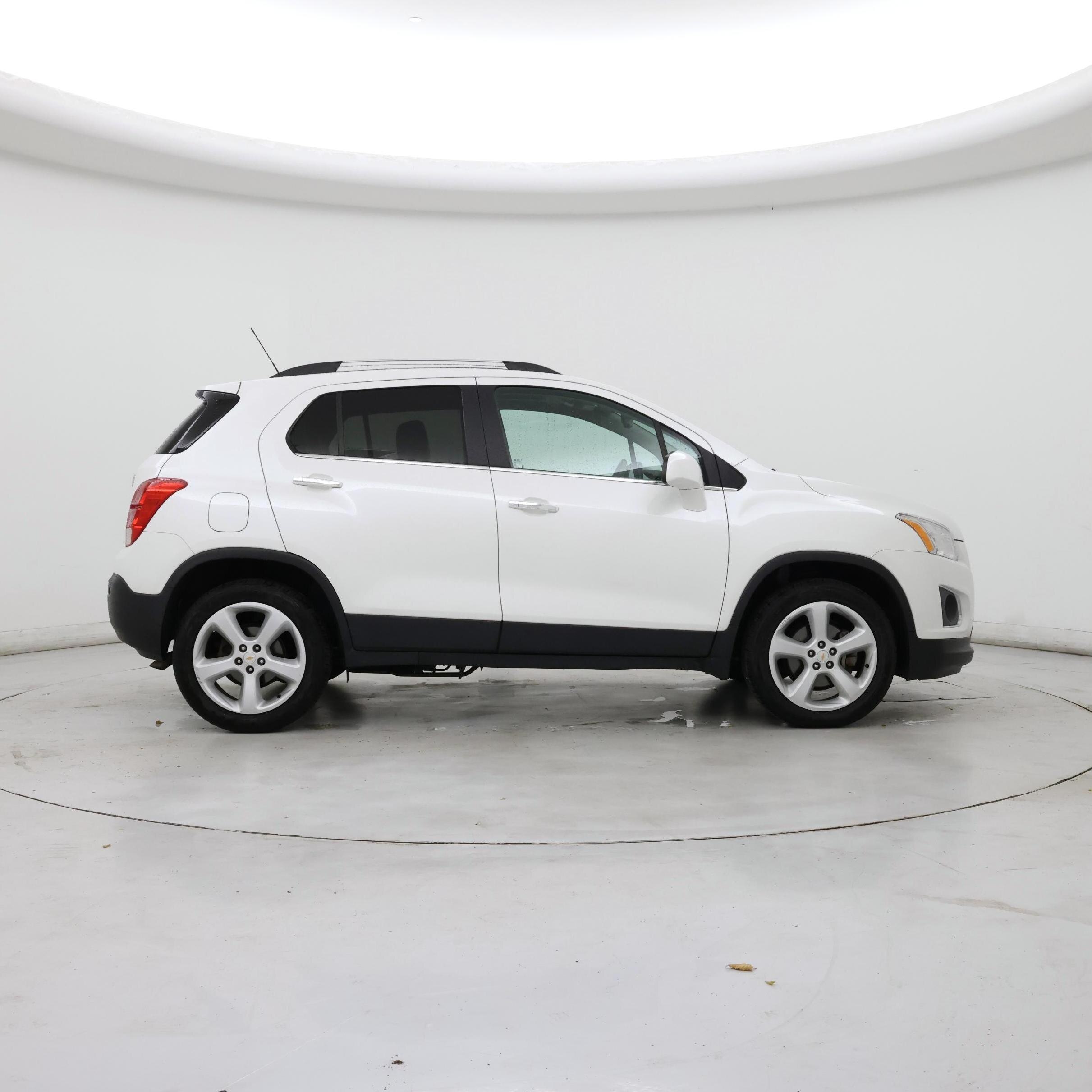 Thumbnail: 2016 Chevrolet Trax - 7