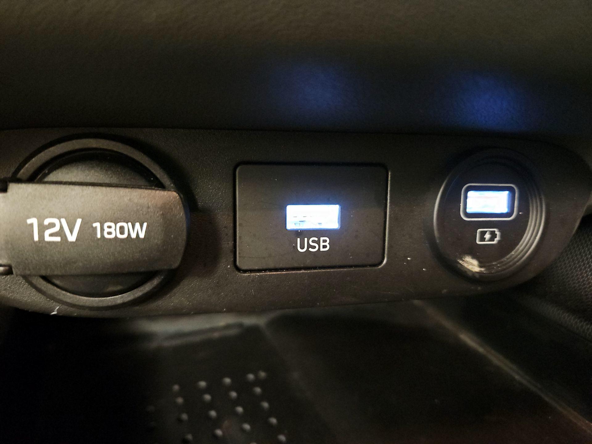 Thumbnail: 2022 Hyundai Elantra - 18