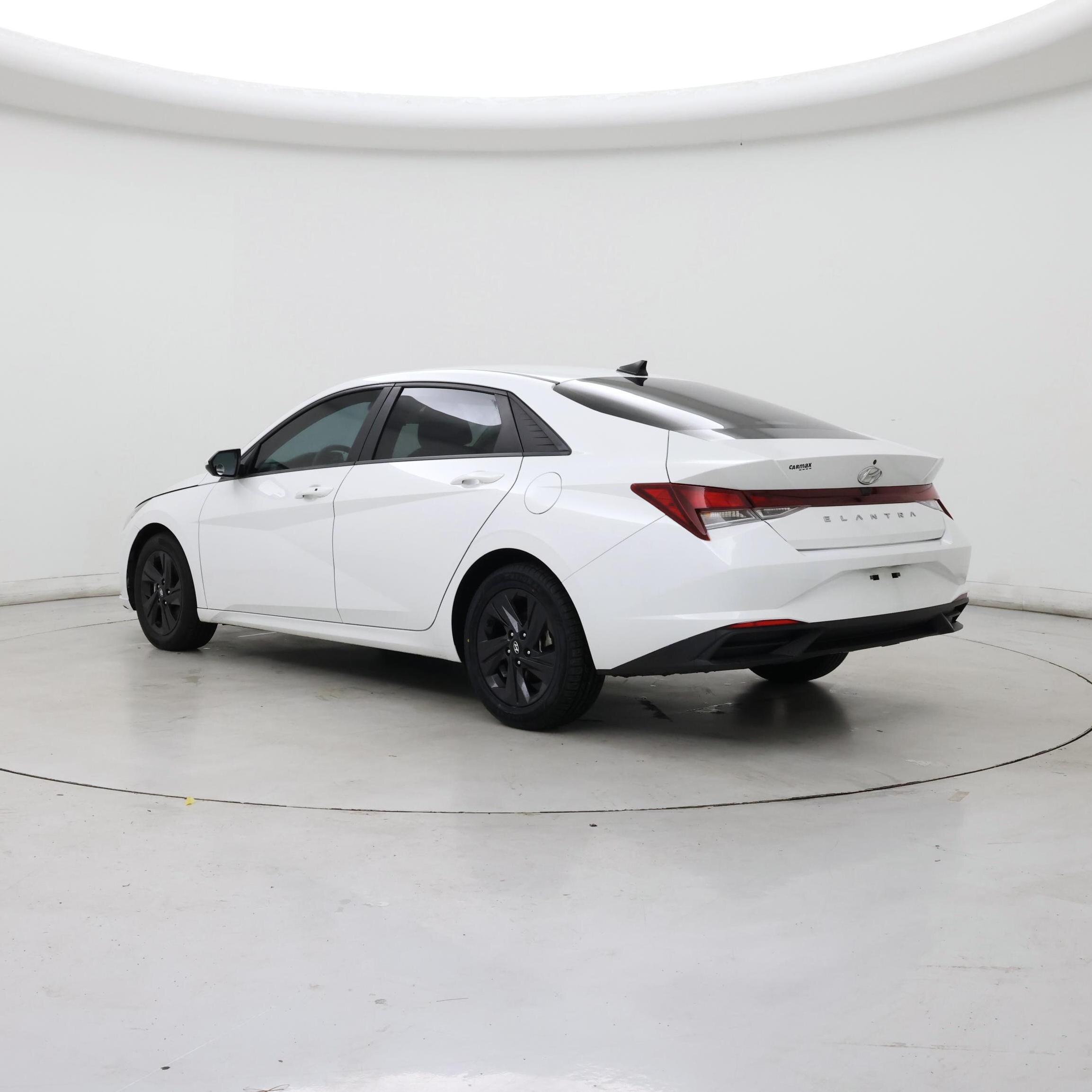 Thumbnail: 2022 Hyundai Elantra - 2