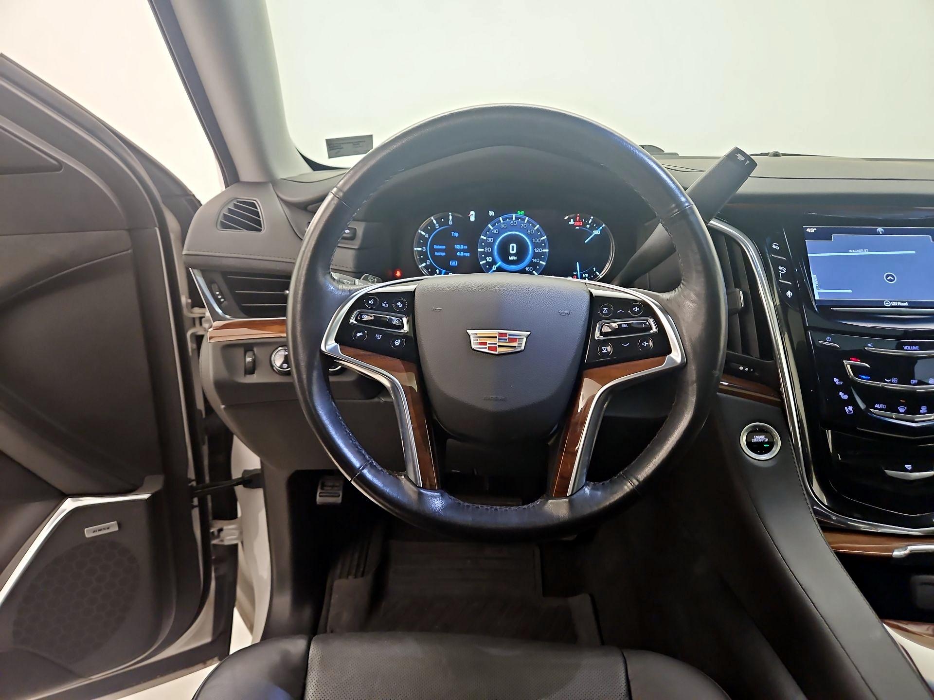 Thumbnail: 2016 Cadillac Escalade - 10