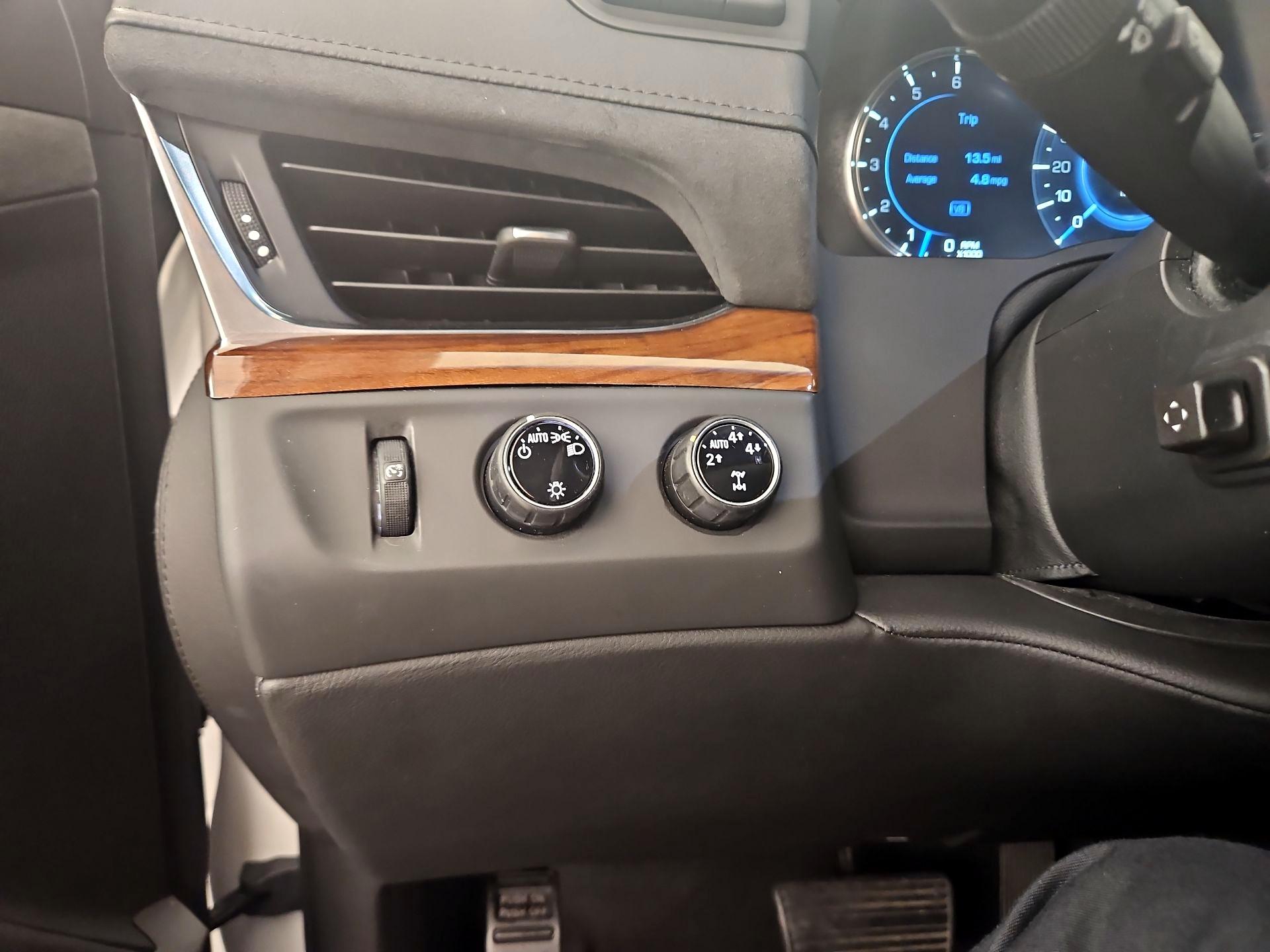 Thumbnail: 2016 Cadillac Escalade - 13