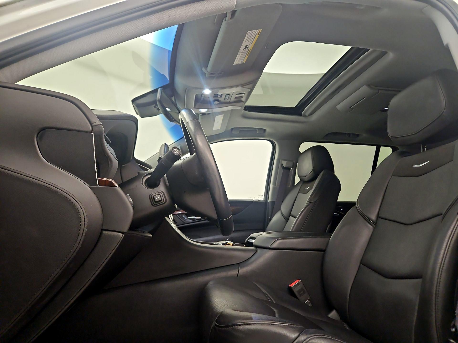 Thumbnail: 2016 Cadillac Escalade - 20