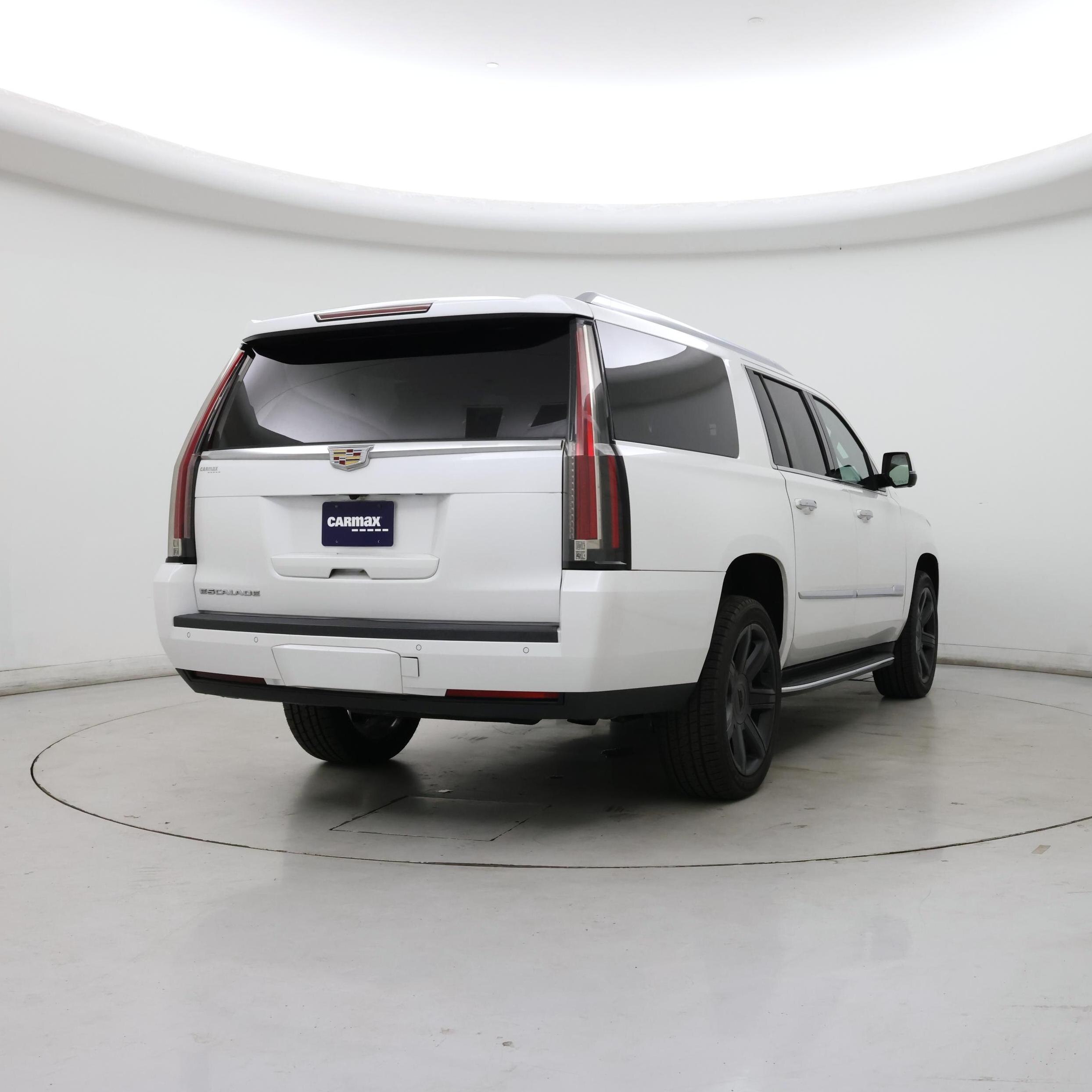 Thumbnail: 2016 Cadillac Escalade - 8