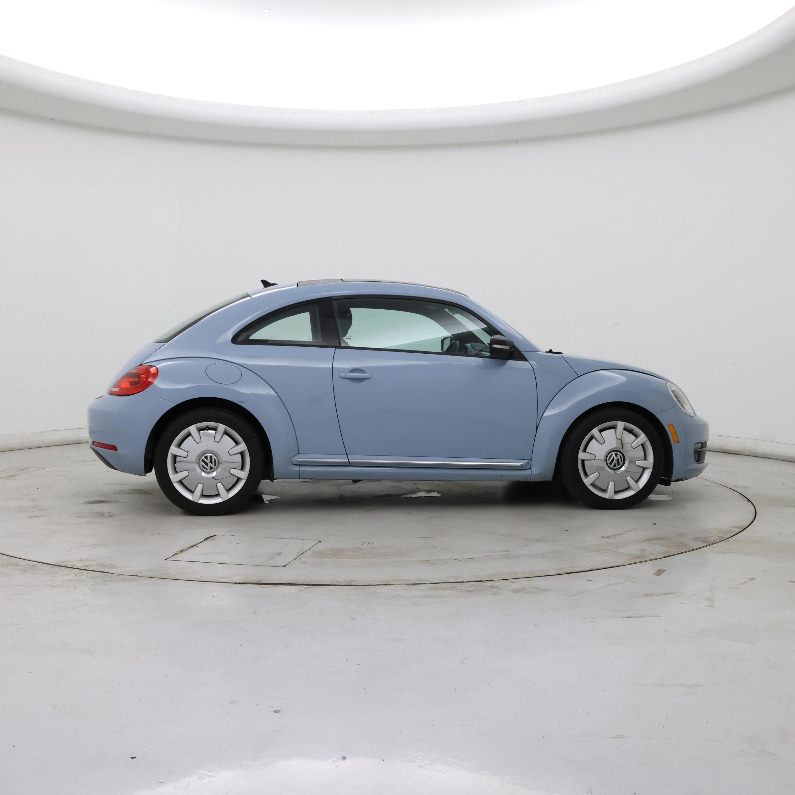 Thumbnail: 2014 Volkswagen Beetle - 7