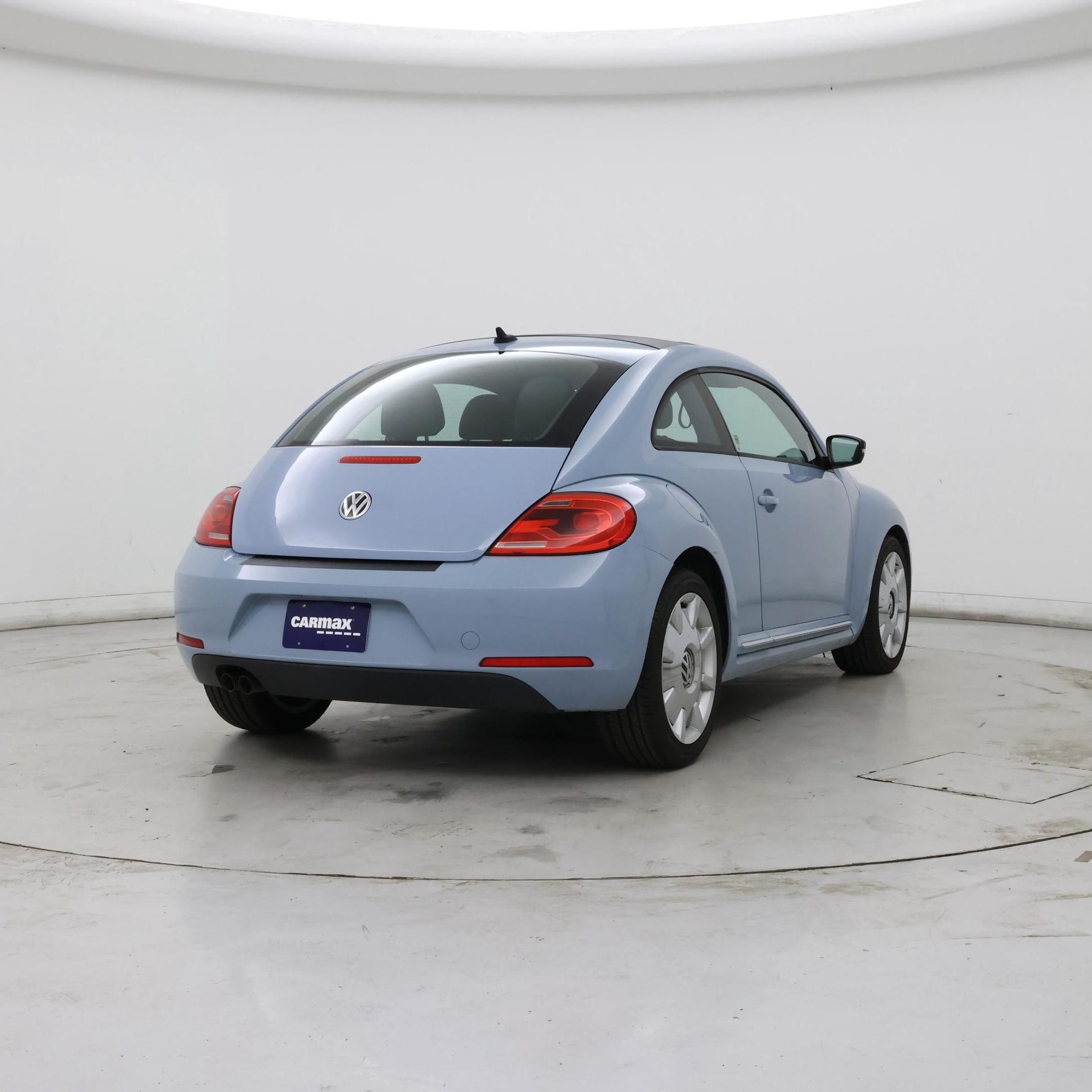 Thumbnail: 2014 Volkswagen Beetle - 8