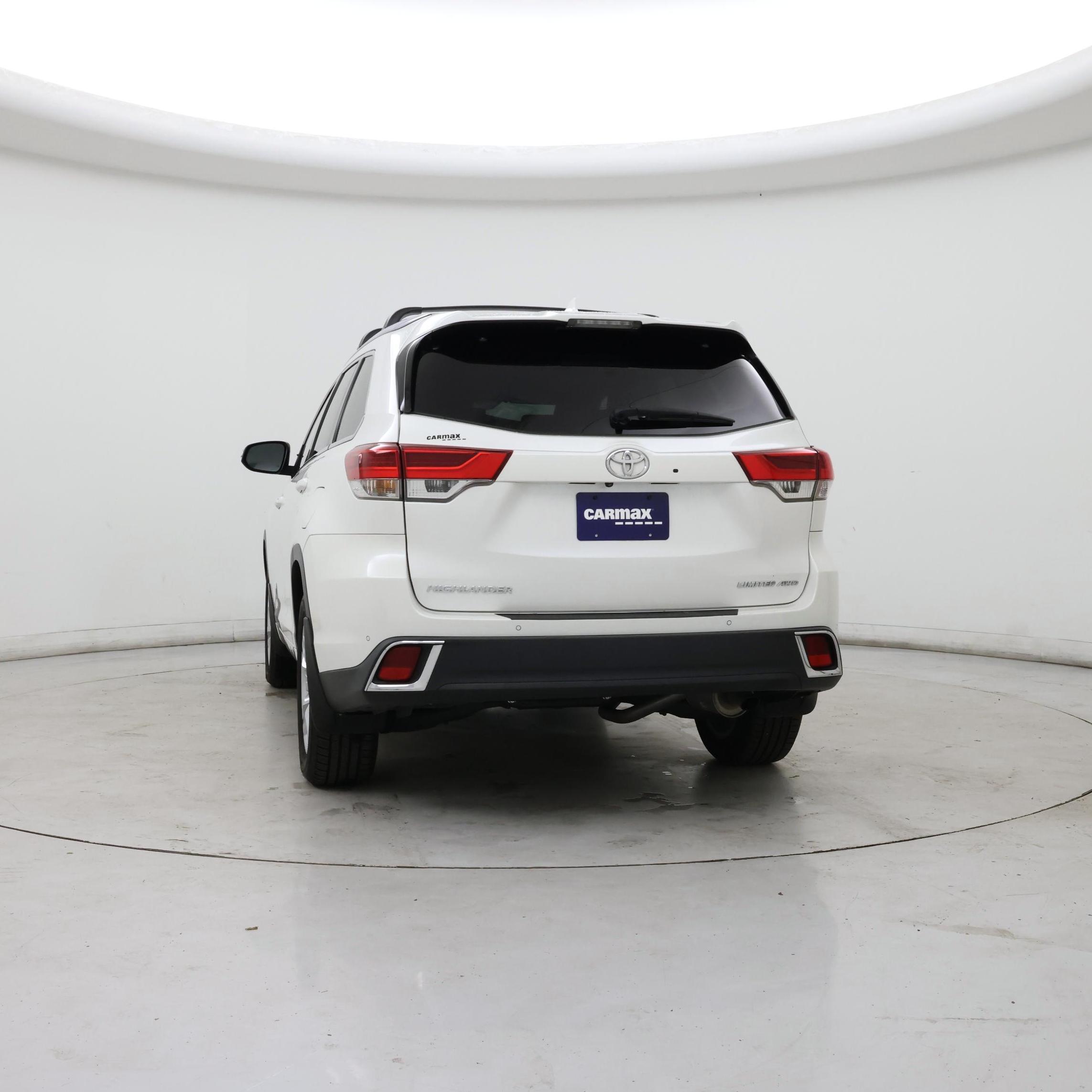 Thumbnail: 2019 Toyota Highlander - 6
