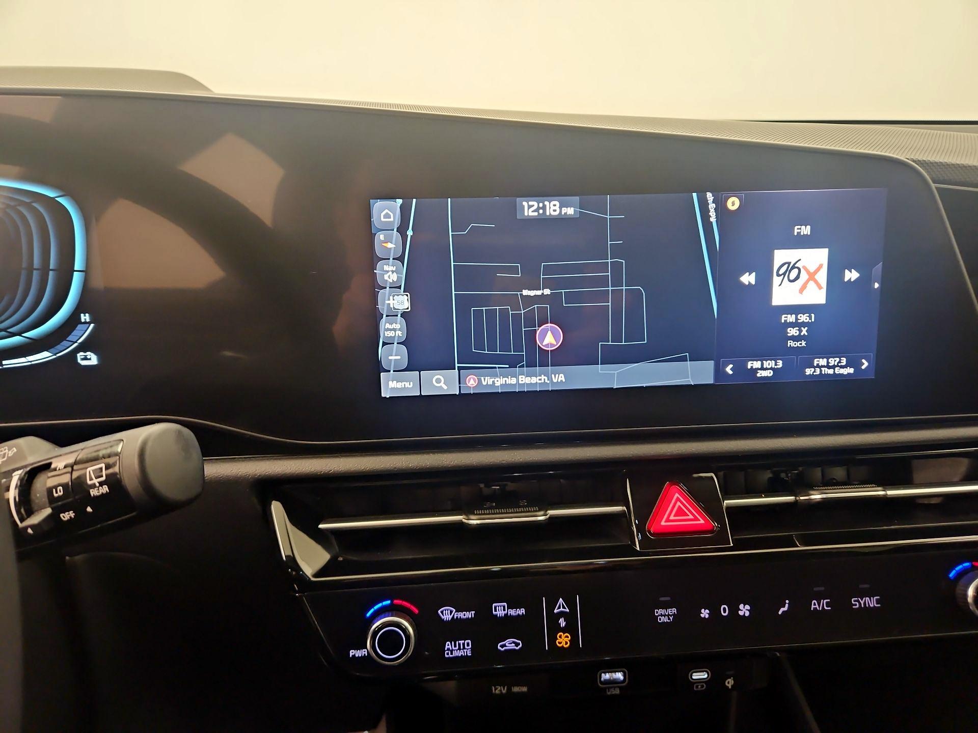 Thumbnail: 2023 Kia Niro - 14