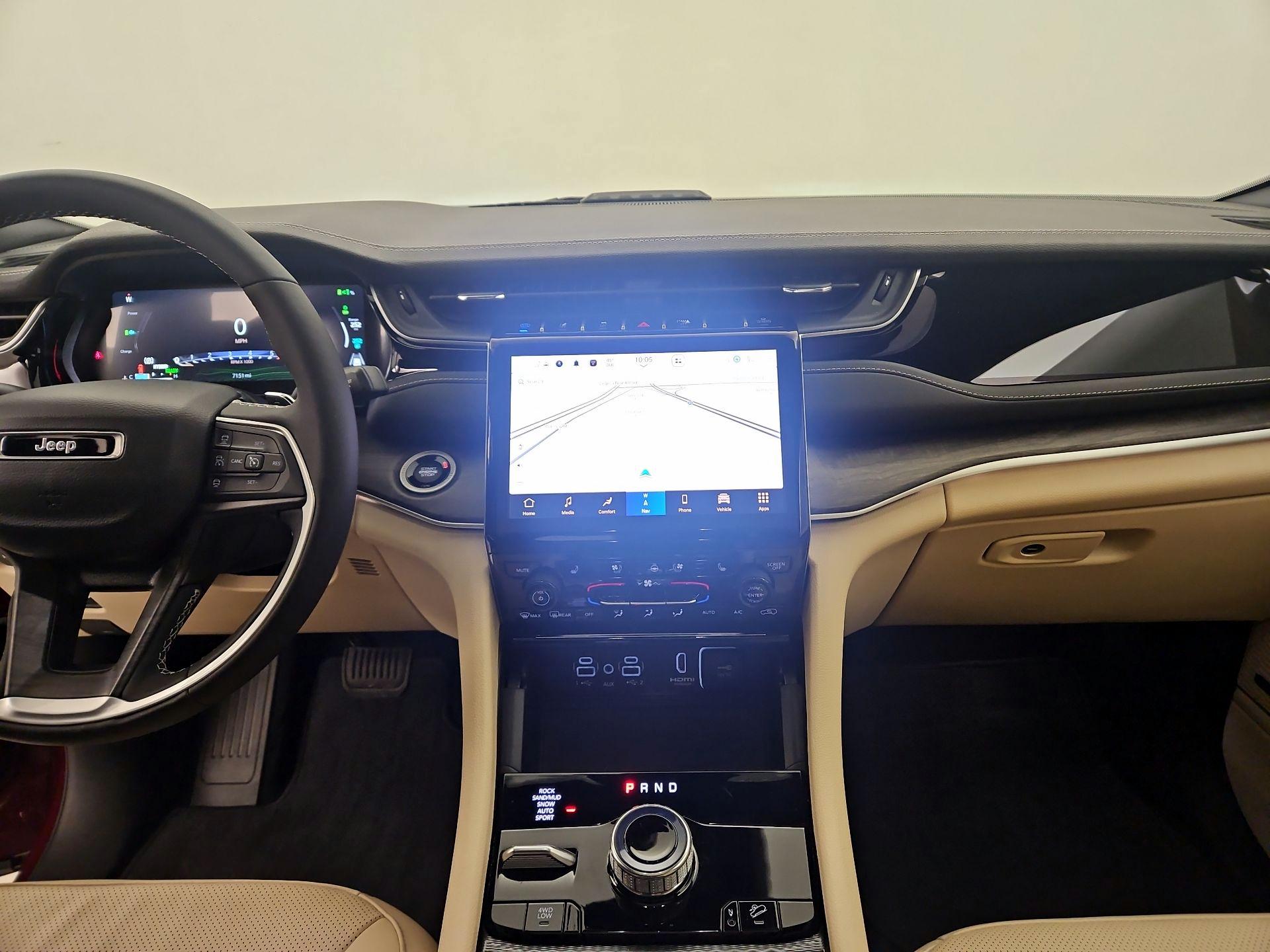 Thumbnail: 2024 Jeep Grand Cherokee - 9