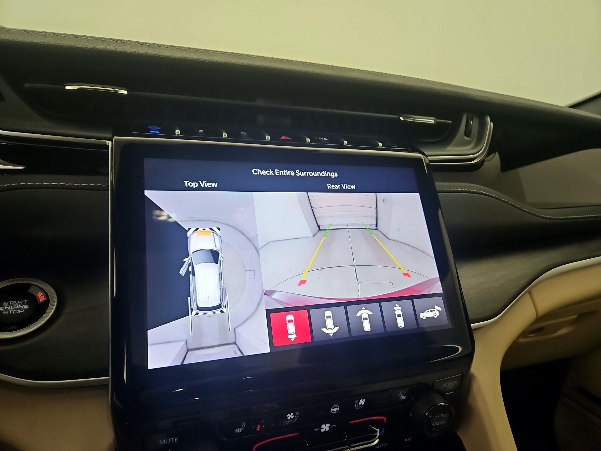 Thumbnail: 2024 Jeep Grand Cherokee - 15