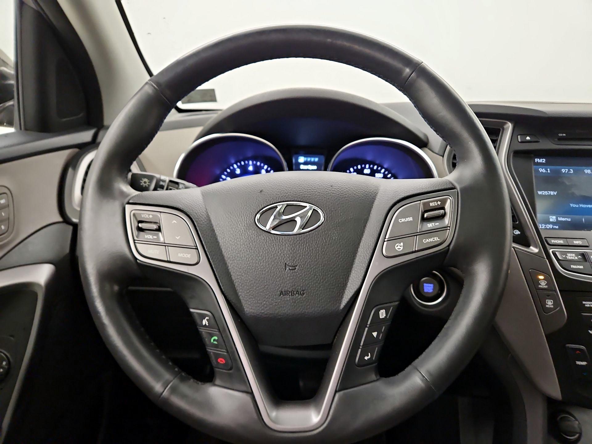 Thumbnail: 2014 Hyundai Santa Fe - 10