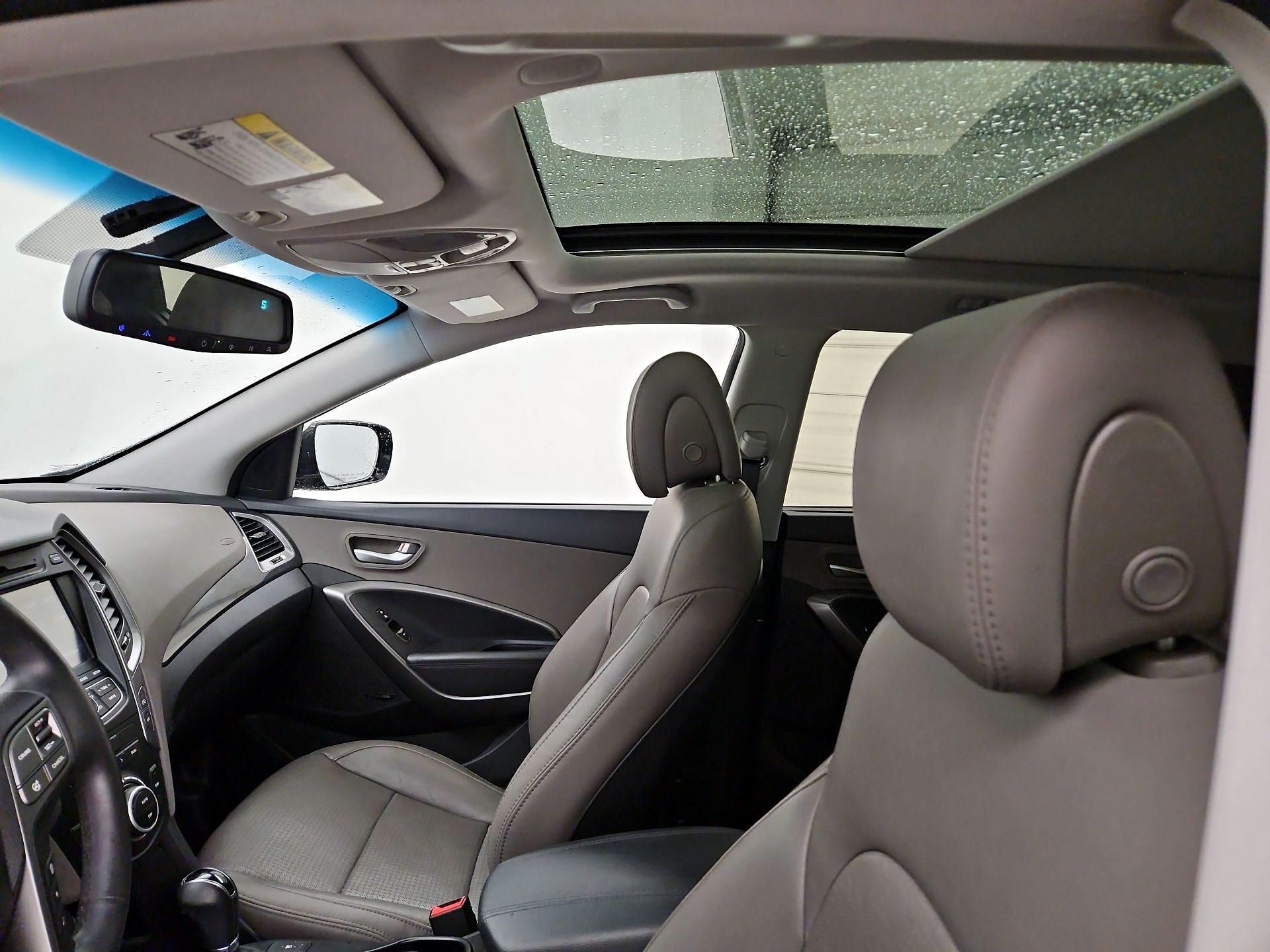 Thumbnail: 2014 Hyundai Santa Fe - 19