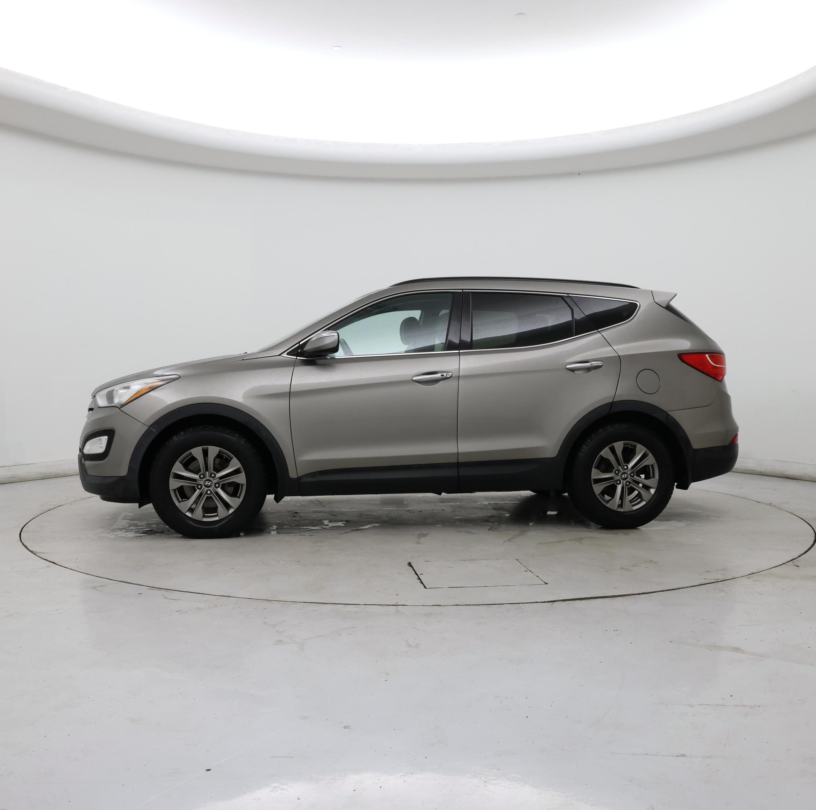 Thumbnail: 2014 Hyundai Santa Fe - 3