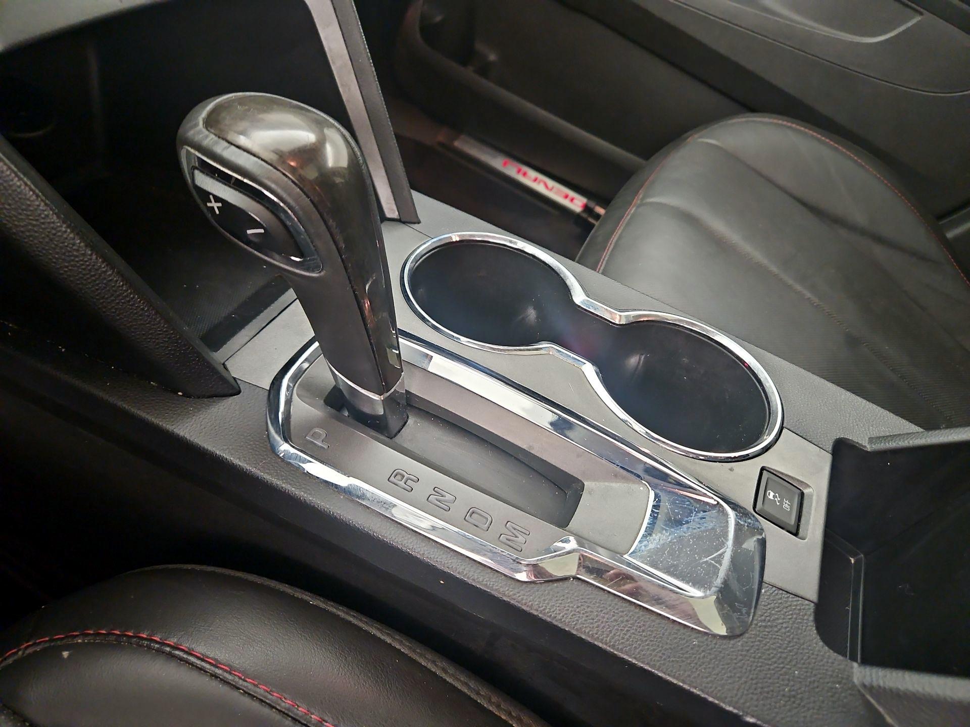 Thumbnail: 2015 GMC Terrain - 18