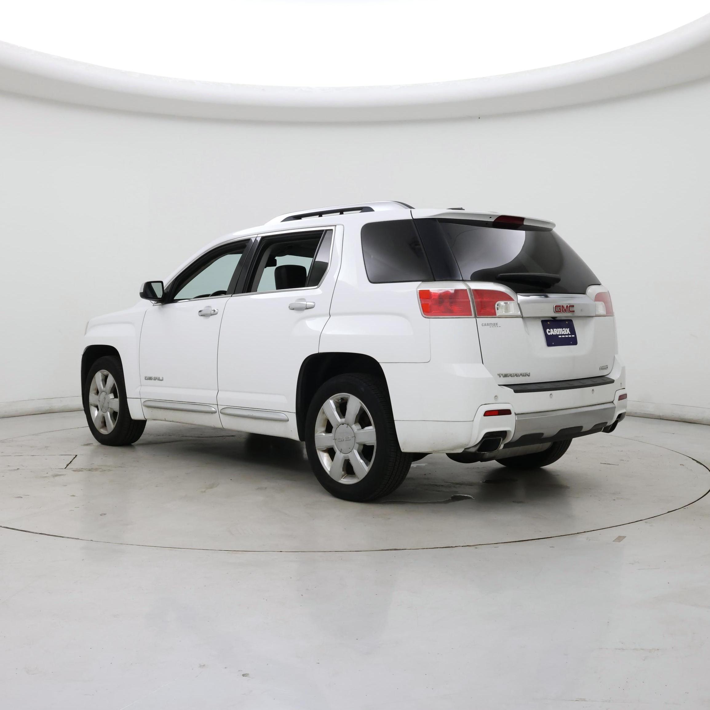 Thumbnail: 2015 GMC Terrain - 2